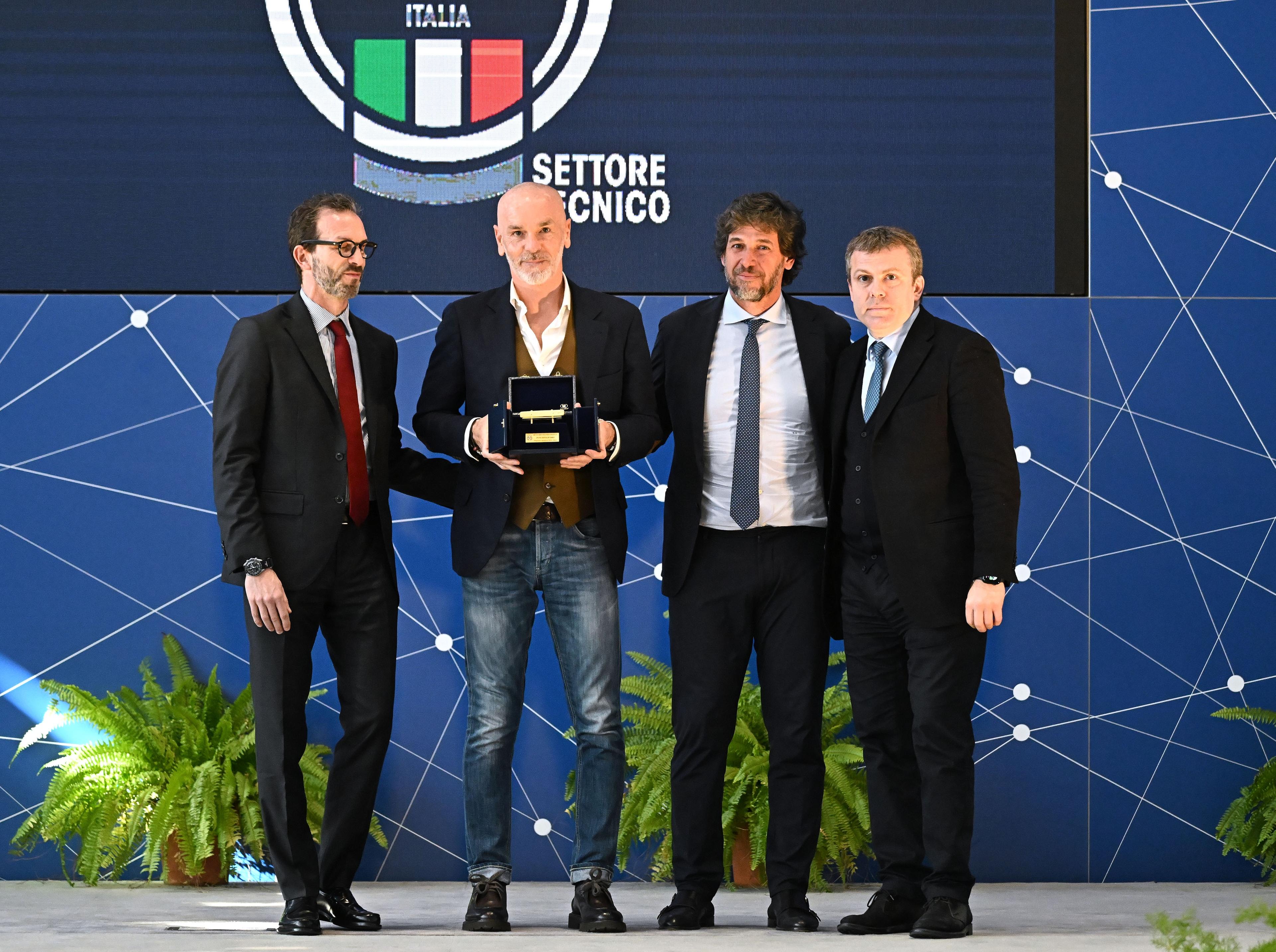Firenze, Centro Tecnico Federale di Coverciano, la trentunesima edizione della Panchina d’oro Foto Claudio Giovannini