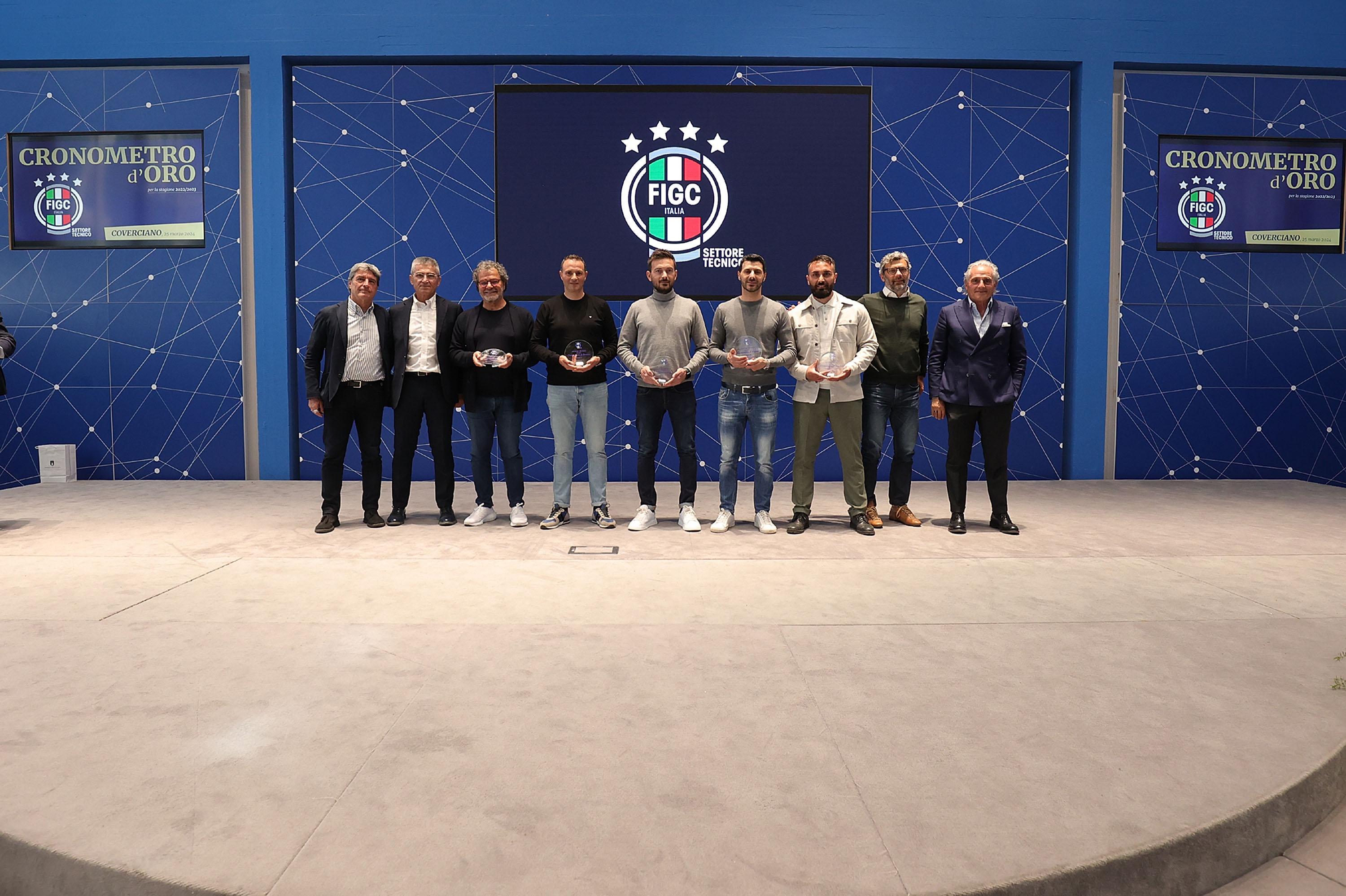 FLORENCE, ITALY - MARCH 25: Mario Beretta, Francesco Perondi, Stefano D'Ottatio, Antonio Del Fosco, Francesco Sinatti, Francesco Vaccariello, Pasquale PErna, Mattia Toffolutti and Ferretto Ferretti during \\\"Cronometro d'oro\\\" Awards at Centro Tecnico Federale di Coverciano on March 25, 2024 in Florence, Italy. (Photo by Gabriele Maltinti/Getty Images) *** Local Caption *** Mario Beretta; Francesco Perondi; Stefano D'Ottatio; Antonio Del Fosco; Francesco Sinatti; Francesco Vaccariello; Pasquale Perna; Mattia Toffolutti; Ferretto Ferretti