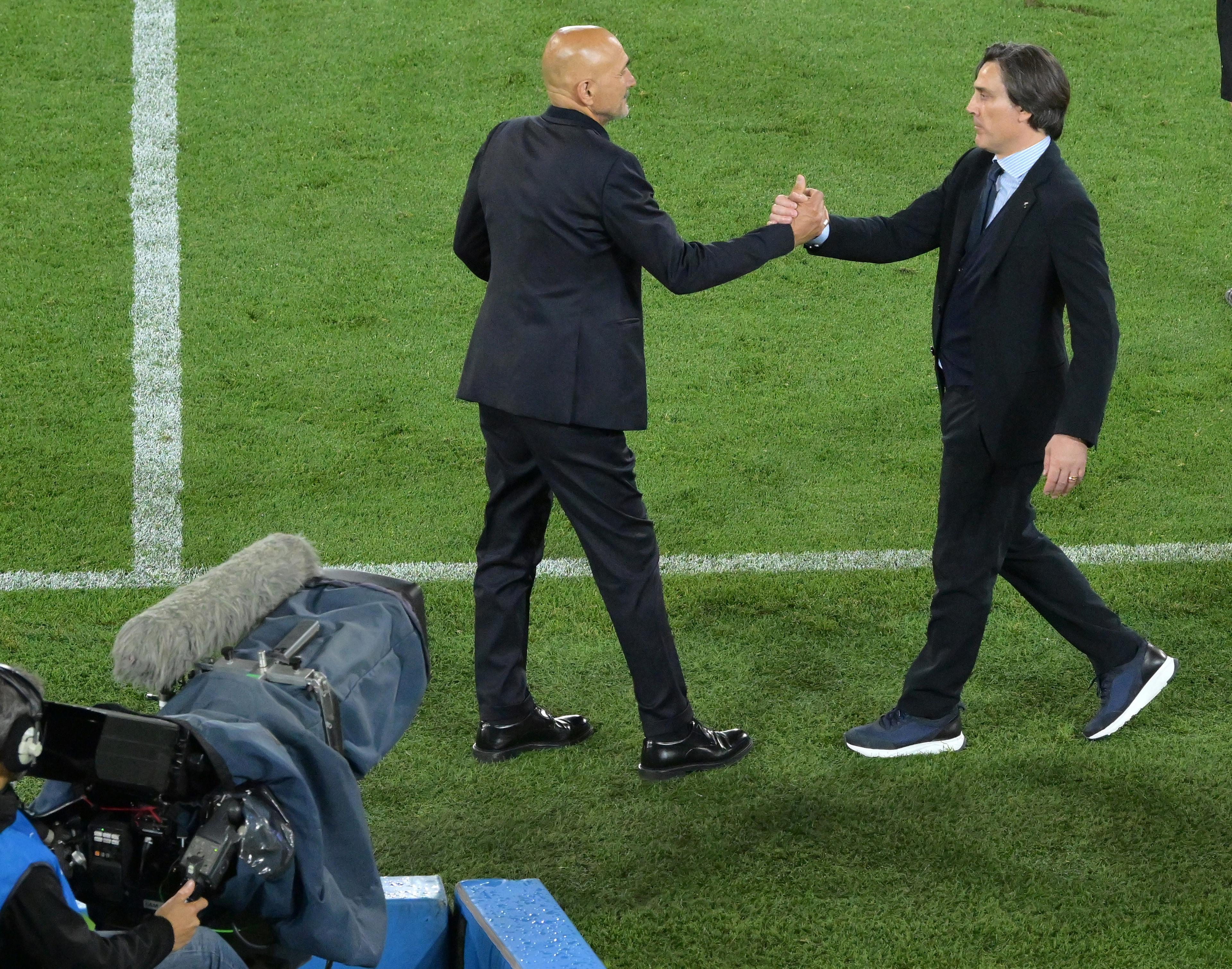 BOLOGNA, ITALY - JUNE 04: Luciano Spalletti head coach of Italy and Vincenzo Montella head coach of Turkiye after International Friendly match between Italy and Turkiye at Renato Dall'Ara Stadium on June 04, 2024 in Bologna, Italy. (Photo by Giuseppe Bellini/Getty Images)