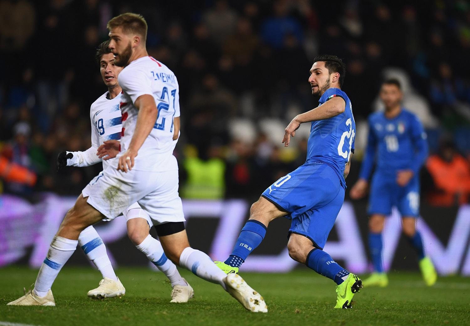 GENK, BELGIUM - NOVEMBER 20: Matteo Politano of Italy scores goal during the friendly match between Italy and Usa played at Luminus Arena on November 20, 2018 in Genk, Belgium. (Photo by Claudio Villa/Getty Images)