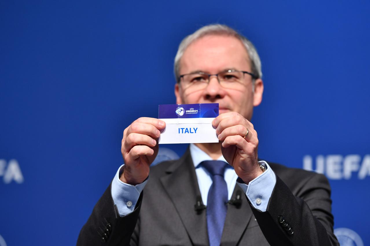 NYON, SWITZERLAND - DECEMBER 11: UEFA deputy general secretary Giorgio Marchetti draws the name of Italy during the UEFA Under-21 European Championship 2020/21 Qualifying draw at the UEFA headquarters, The House of European Football on December 11, 2018 in Nyon, Switzerland. (Photo by Harold Cunningham - UEFA/UEFA via Getty Images)