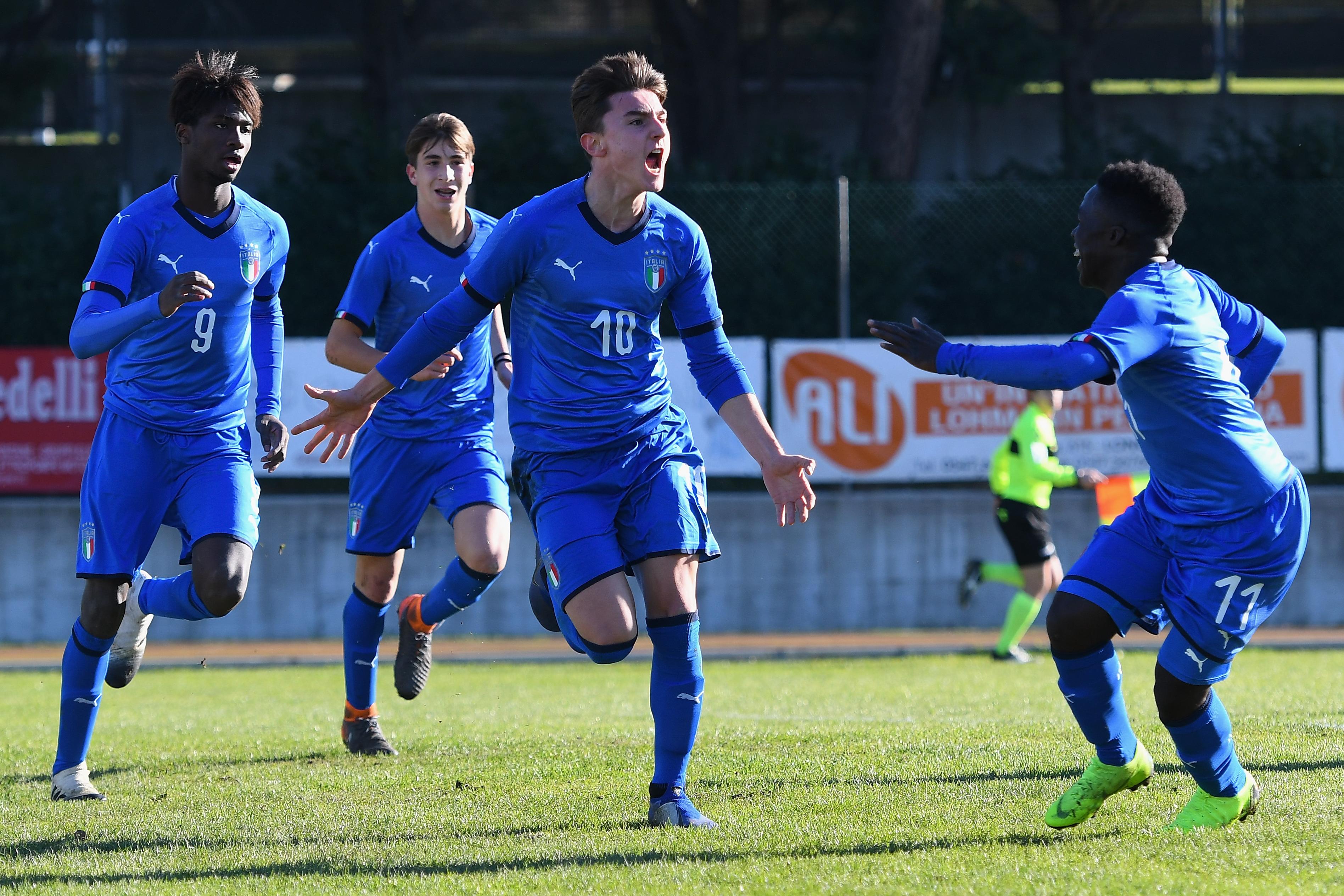 SAVIGNANO SUL RUBICONE, ITALY - DECEMBER 12:  Federico Zuccon of Italy U16 celebrates after scoring the opening goal with team mates during the International Friendly match between Italy U16 and Turkey U16 on December 12, 2018 in Savignano sul Rubicone, Italy.  (Photo by Alessandro Sabattini/Getty Images)