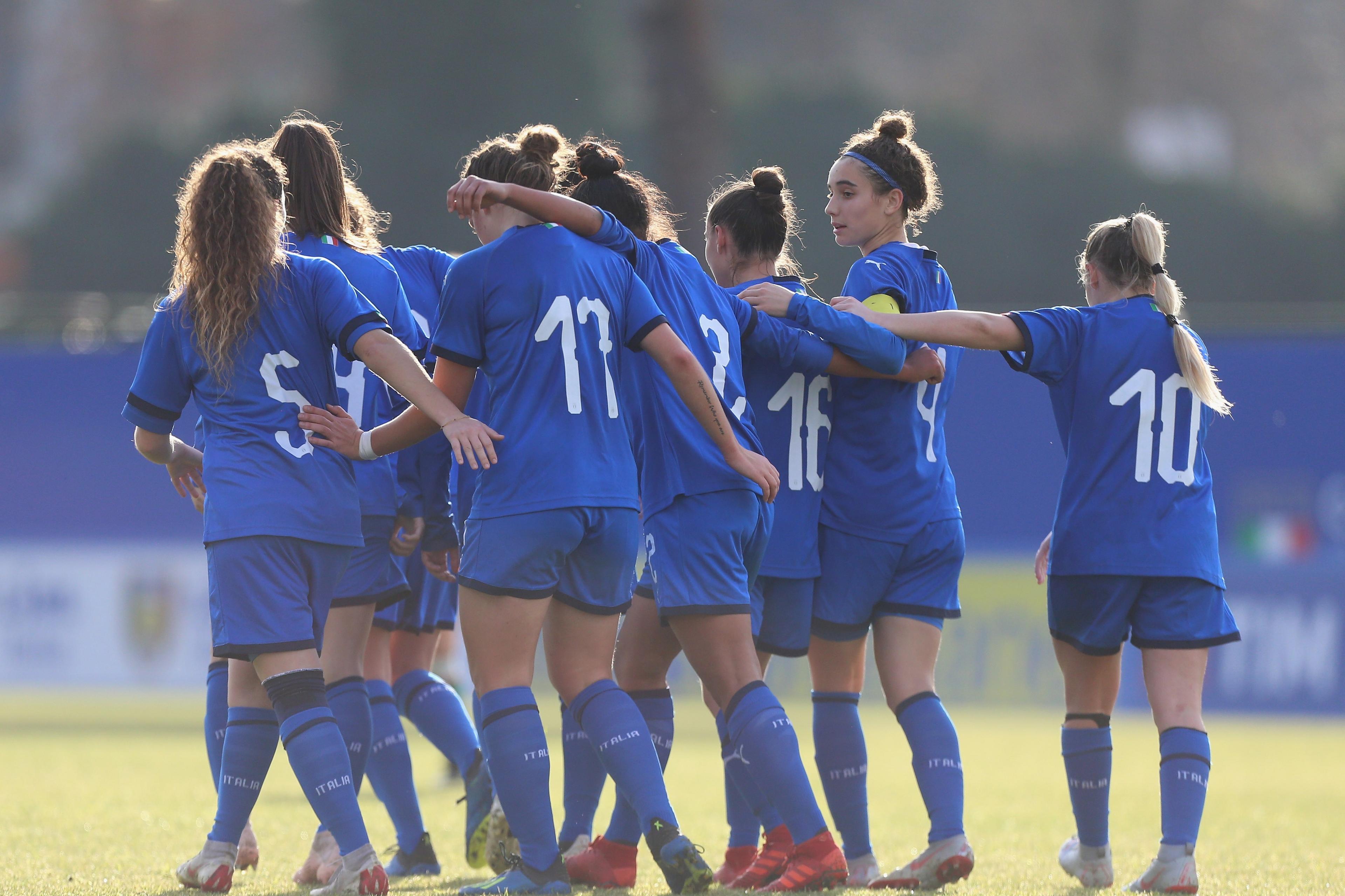 ROME, ITALY - JANUARY 17: Melissa Bellucci with her teammates of Italy celebrates after scoring the team\\'s third goal during the friendly match between Italy women U19 and Republic of Ireland women U19 at \\'Giulio Onesti\\' sport center on January 17, 2019 in Rome, Italy. (Photo by Paolo Bruno/Getty Images)
