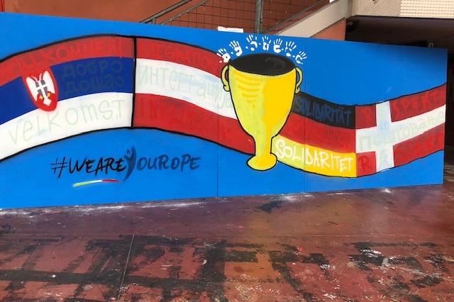 Trieste apre il cammino verso le finali con un murale dipinto allo stadio \"Nereo Rocco\"