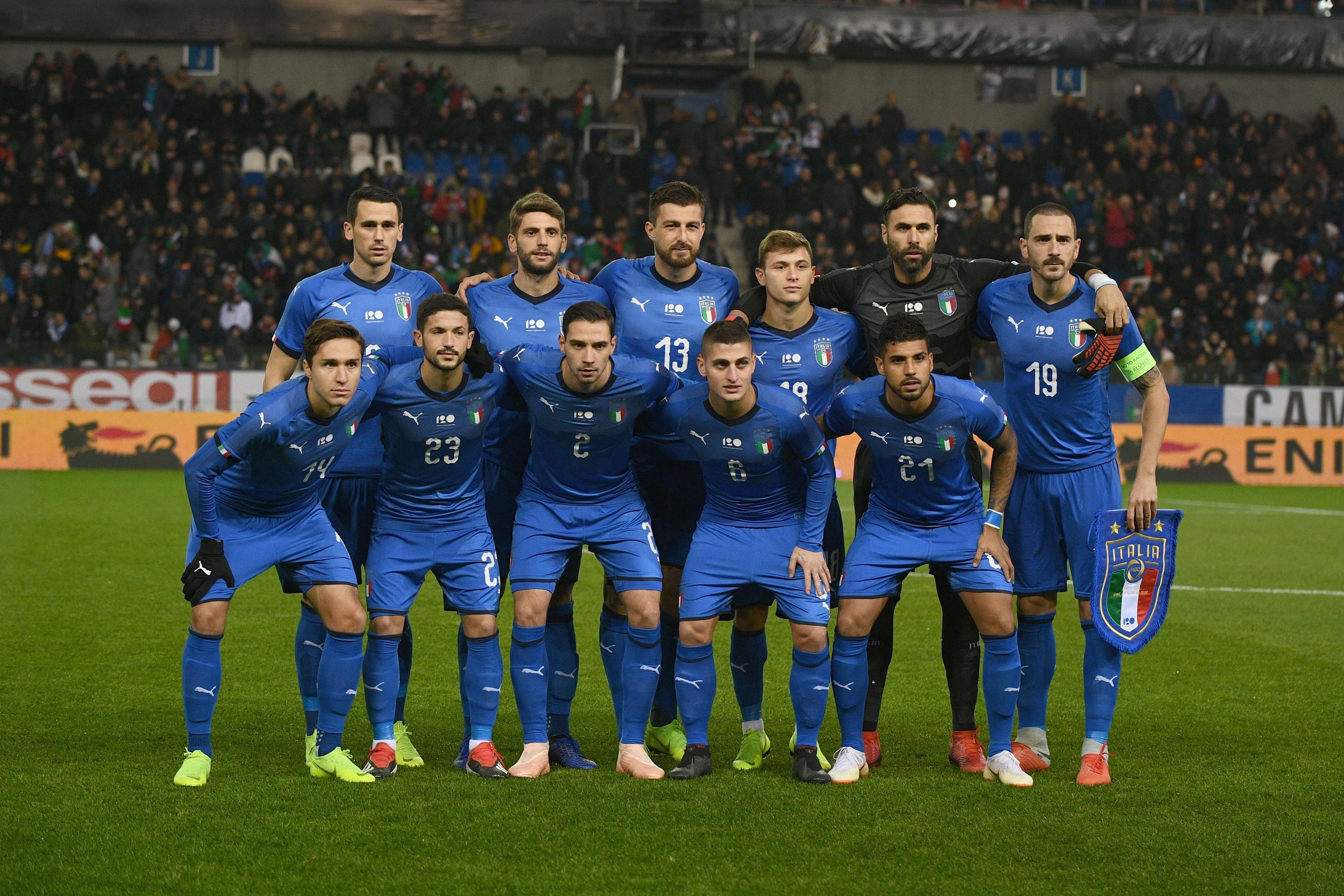 GENK, BELGIUM - NOVEMBER 20:  Italy team poses for a photo during the friendly match between Italy and Usa played at Luminus Arena on November 20, 2018 in Genk, Belgium.  (Photo by Claudio Villa/Getty Images)