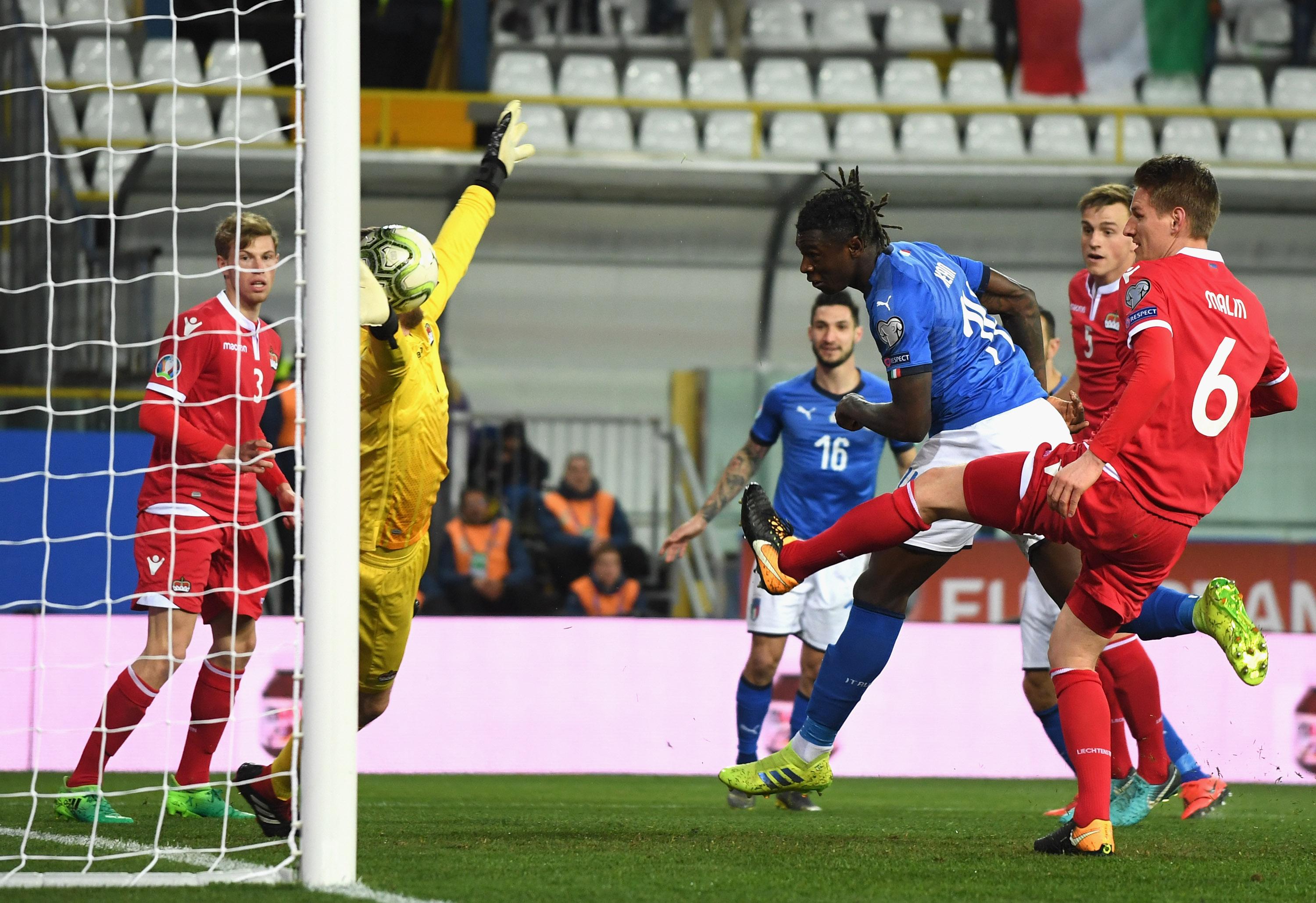 PARMA, ITALY - MARCH 26: Moise Kean of Italy scores the 5-0 goal during the 2020 UEFA European Championships group J qualifying match between Italy and Liechtenstein at Ennio Tardini on March 26, 2019 in Parma, Italy. (Photo by Claudio Villa/Getty Images)