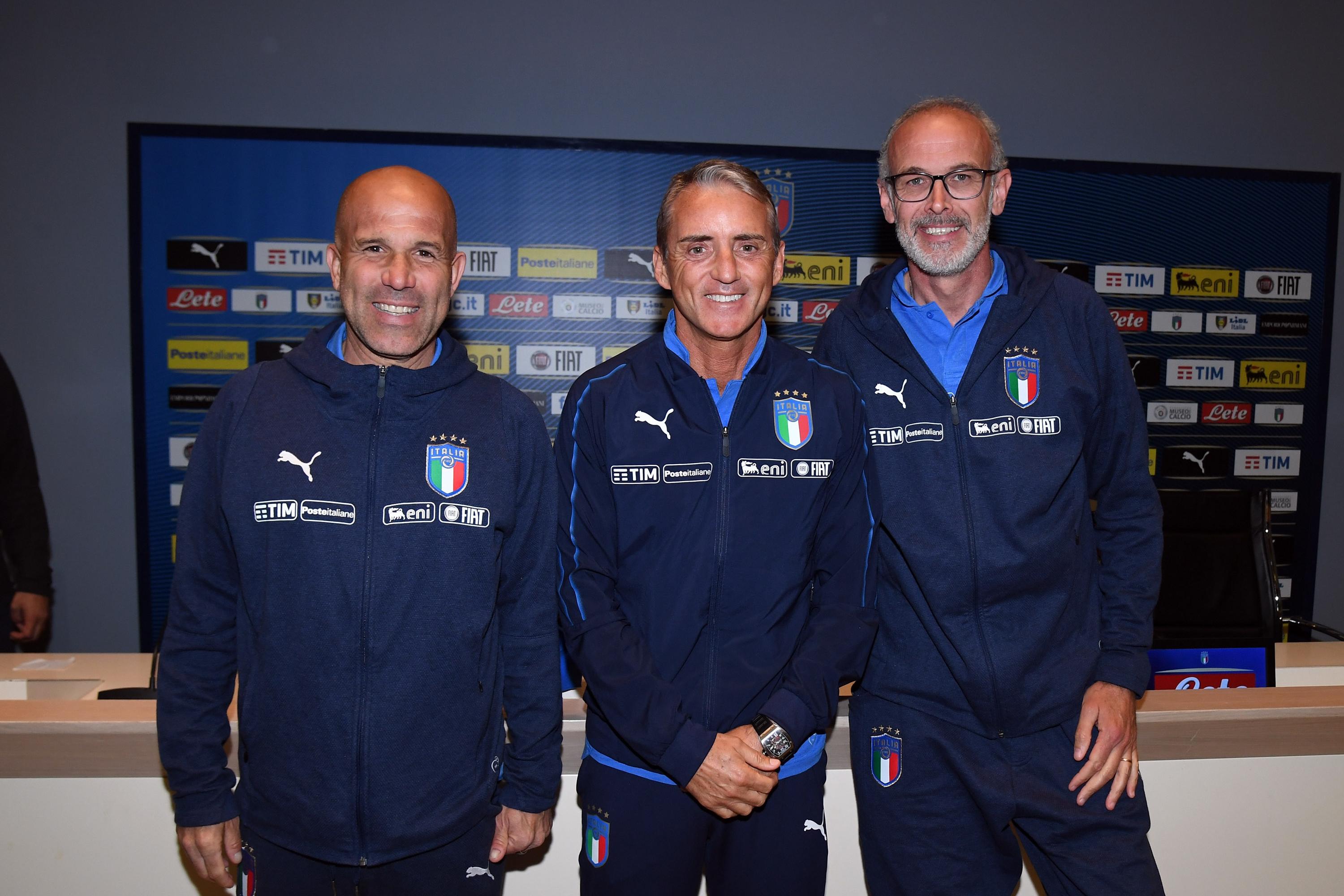 FLORENCE, ITALY - APRIL 29:  (L-R) Head coach Italy U21 Luigi Di Biagio, head coach Italy Roberto Mancini and head coach Italy U20 Paolo Nicolato pose for a photo during a Italy press conference during a Italy press conference  at Centro Tecnico Federale di Coverciano on April 29, 2019 in Florence, Italy.  (Photo by Claudio Villa/Getty Images)
