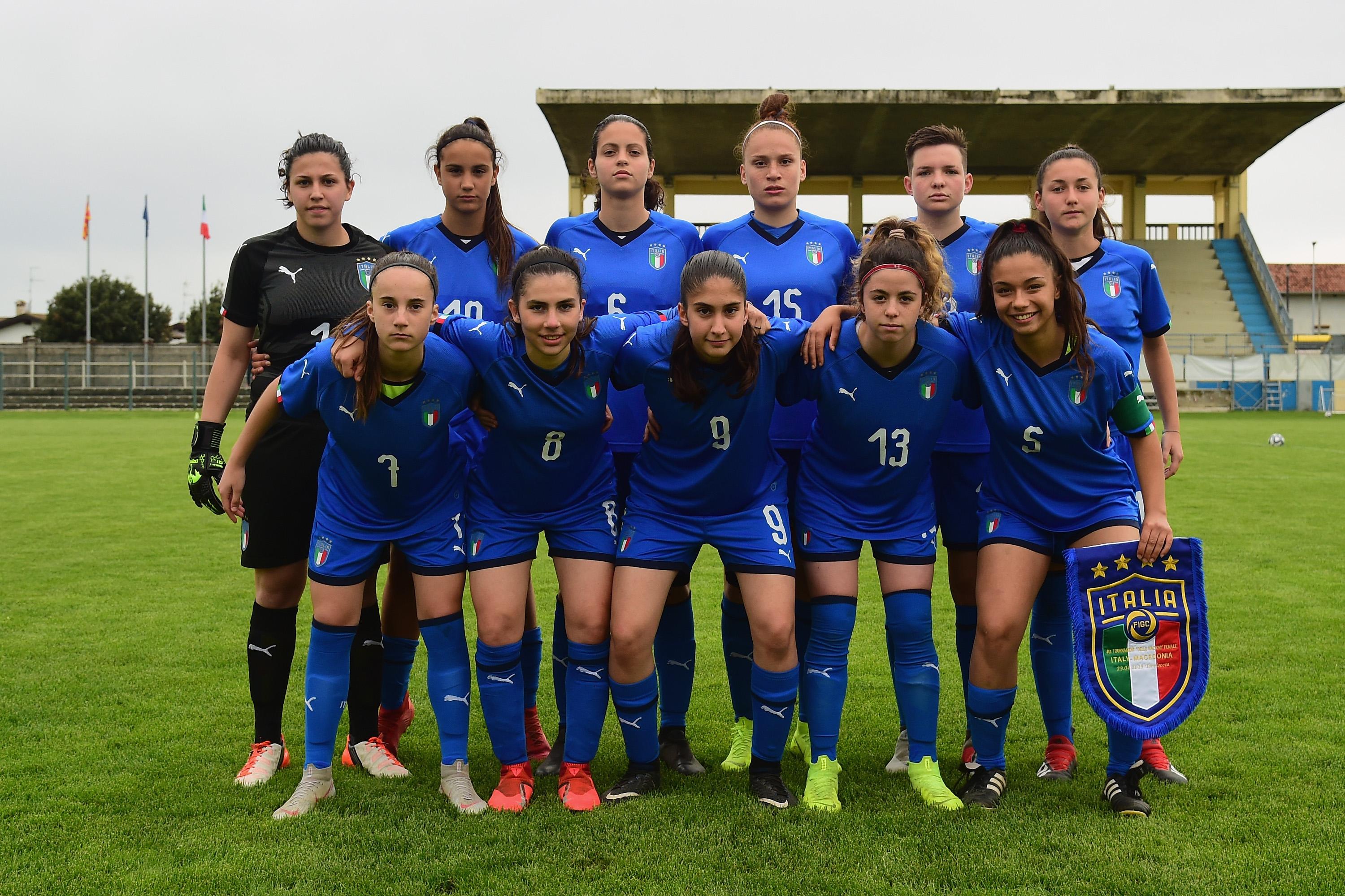 GRADISCA D'ISONZO, ITALY - APRIL 29: Italy Women U16 Team pose during the match between Italy Women U16 and Macedonia Women U16 of the Nations Tournament on April 29, 2019 in Gradisca d'Isonzo, Italy. (Photo by Pier Marco Tacca/Getty Images)