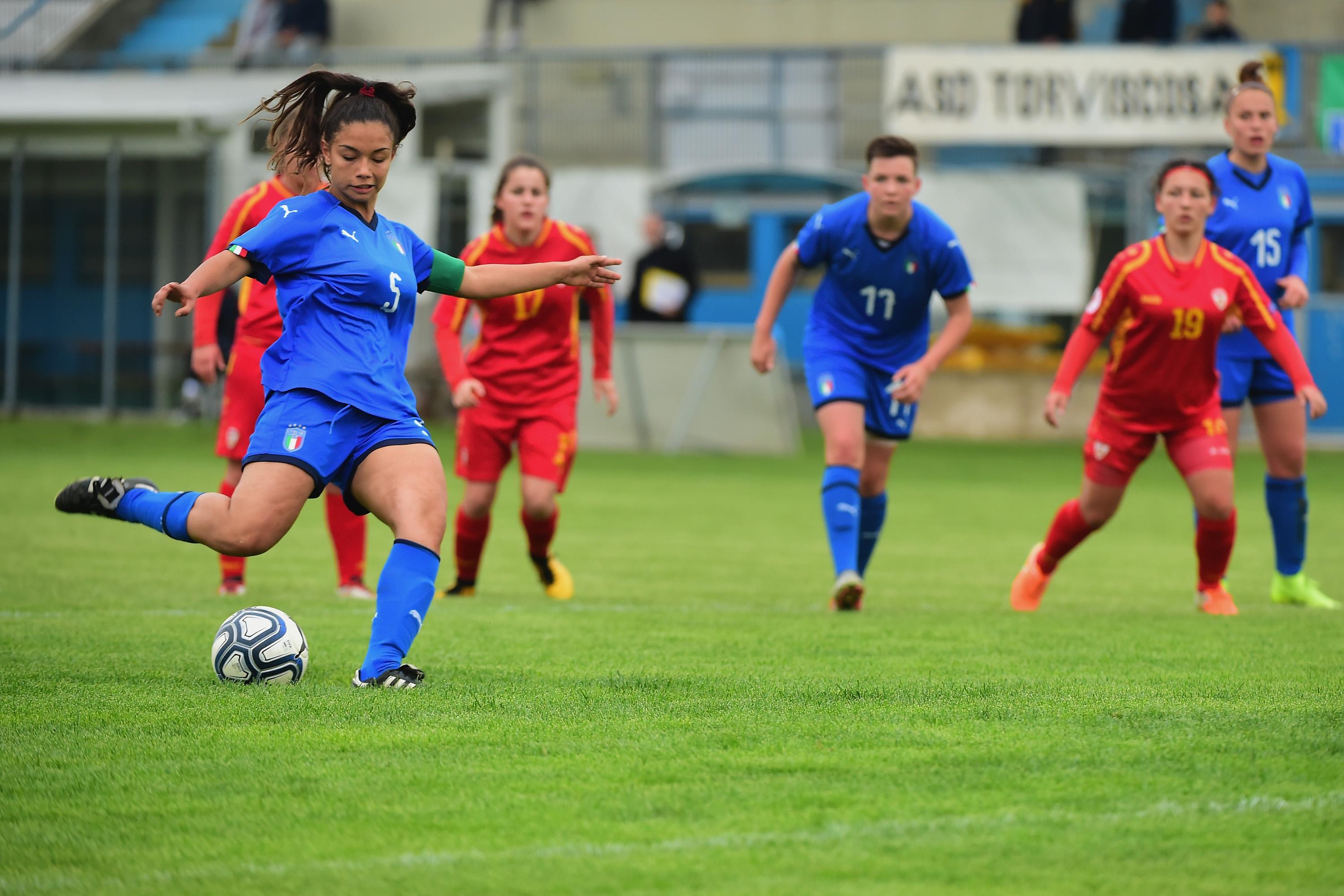 GRADISCA D'ISONZO, ITALY - APRIL 29: Giada Abate of Italy Women U16 Team scores his first goal during the match between Italy Women U16 and Macedonia Women U16 of the Nations Tournament on April 29, 2019 in Gradisca d'Isonzo, Italy. (Photo by Pier Marco Tacca/Getty Images)