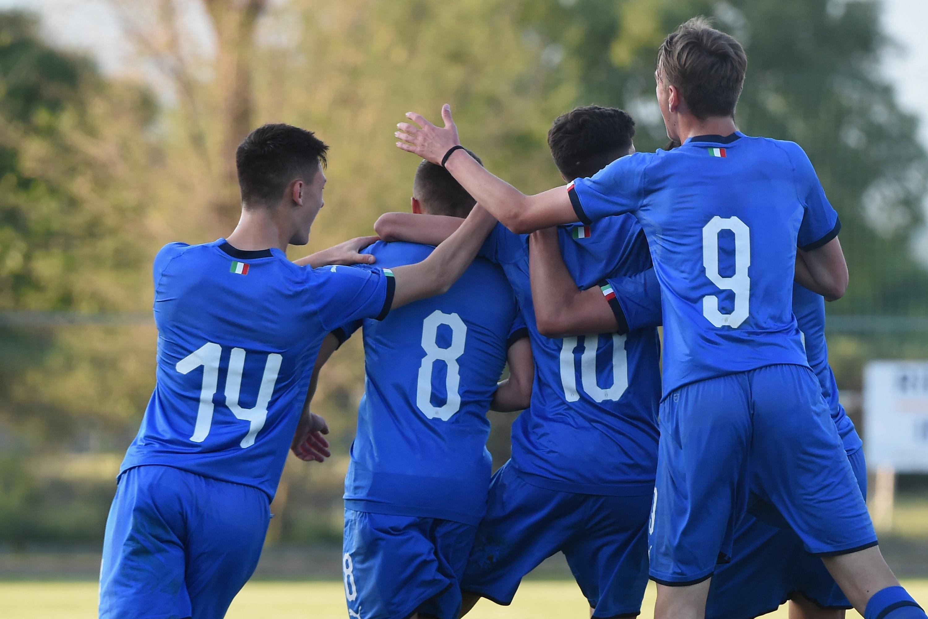 GRADISCA D\\'ISONZO, ITALY - APRIL 27:  (2left) Riccardo Pagano of Italy U15 celebrates his first goal with his teammates during the national anthem during Italy v England - U15 Nations Tournamnent on April 27, 2019 in Gradisca d\\'Isonzo, Italy.  (Photo by Pier Marco Tacca/Getty Images)