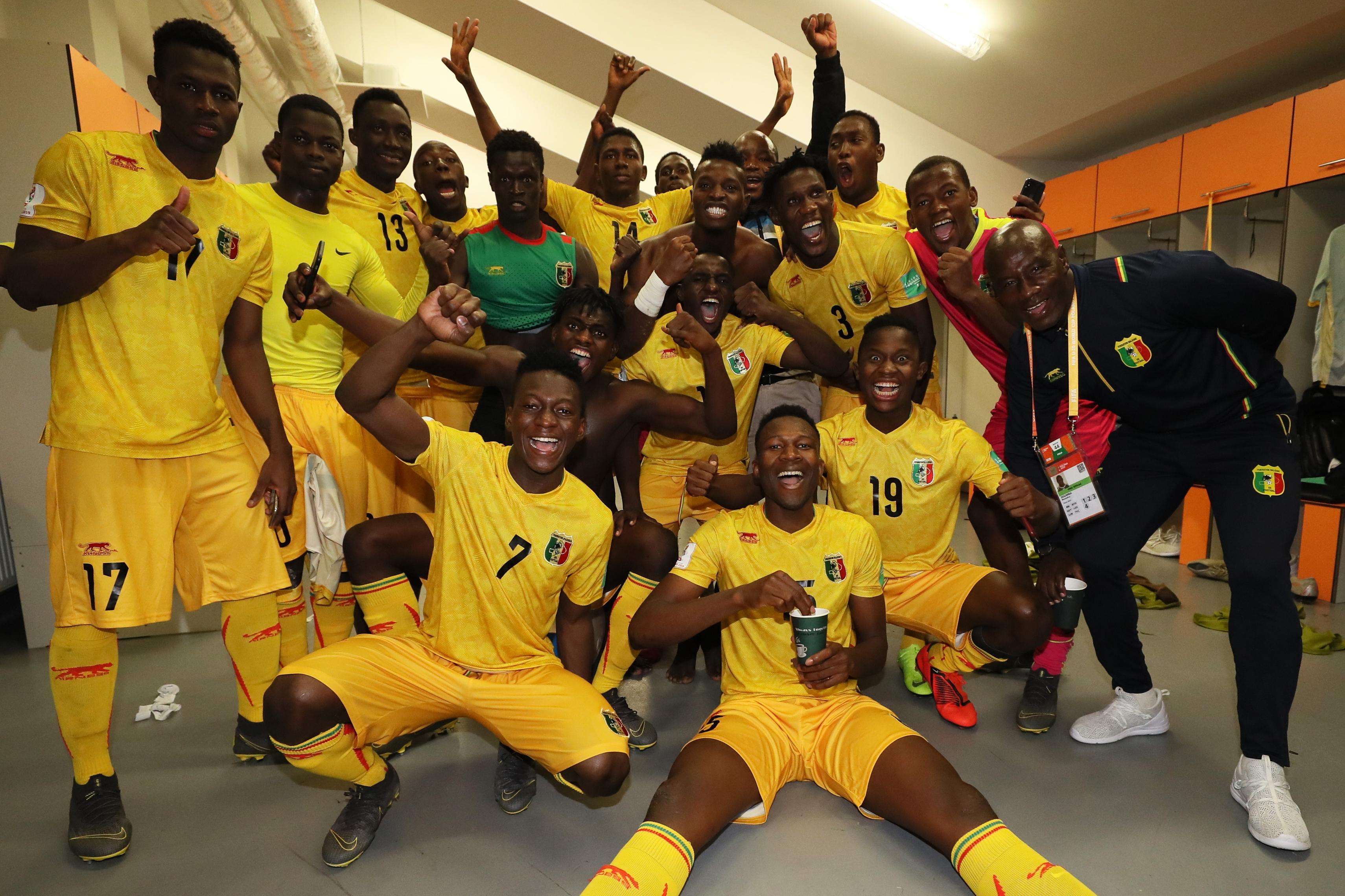 BIELSKO-BIALA, POLAND - JUNE 04:  Mali players celebrate victory in the penalty shoot out after the 2019 FIFA U-20 World Cup Round of 16 match between Argentina and Mali at Bielsko-Biala Stadium on June 04, 2019 in Bielsko-Biala, Poland. (Photo by Kevin C. Cox - FIFA/FIFA via Getty Images)