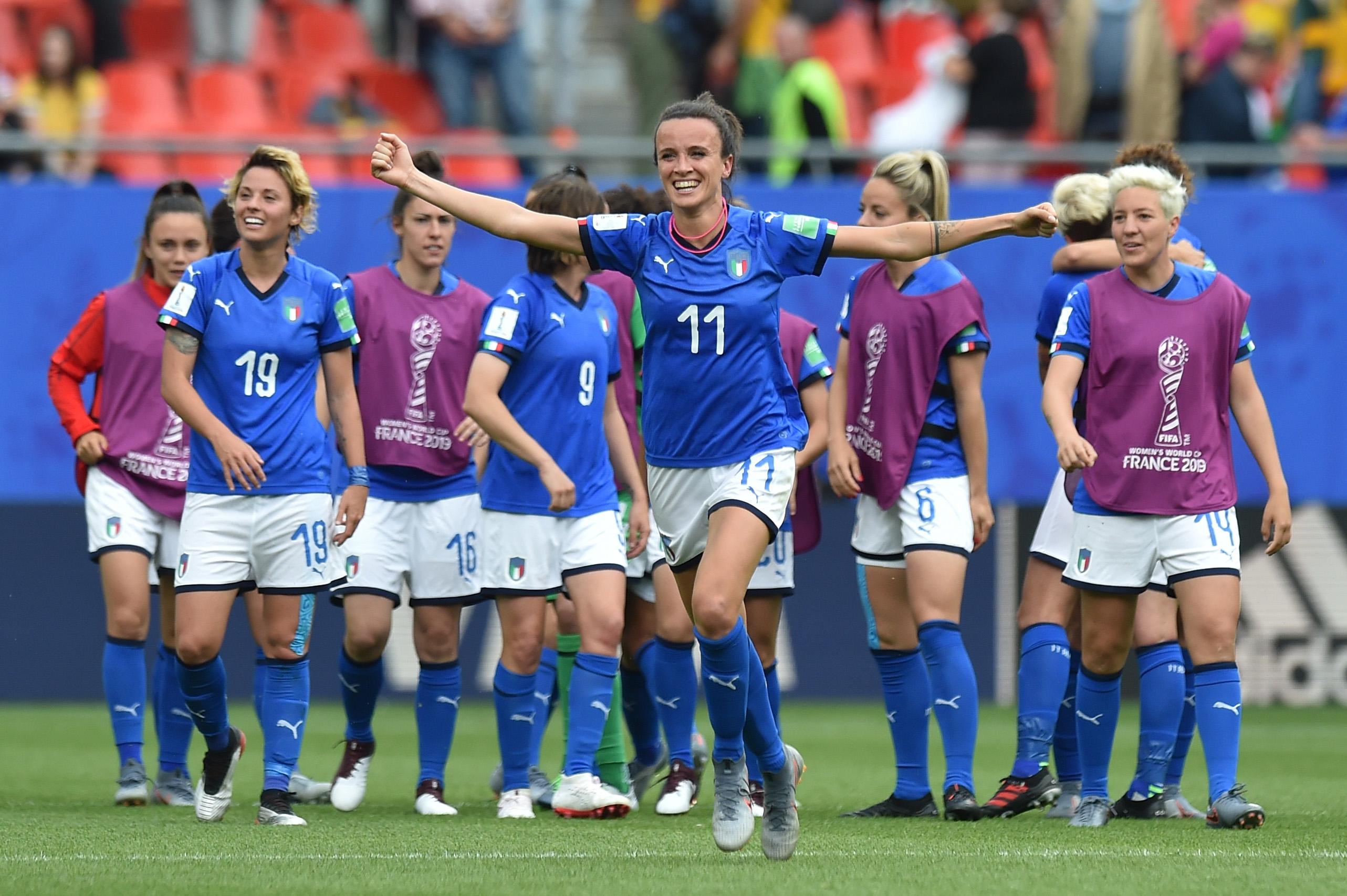 VALENCIENNES, FRANCE - JUNE 09: Barbara Bonansea of Italy celebrates after winning the 2019 FIFA Women's World Cup France group C match between Australia and Italy at Stade du Hainaut on June 09, 2019 in Valenciennes, France. (Photo by Tullio M. Puglia/Getty Images)