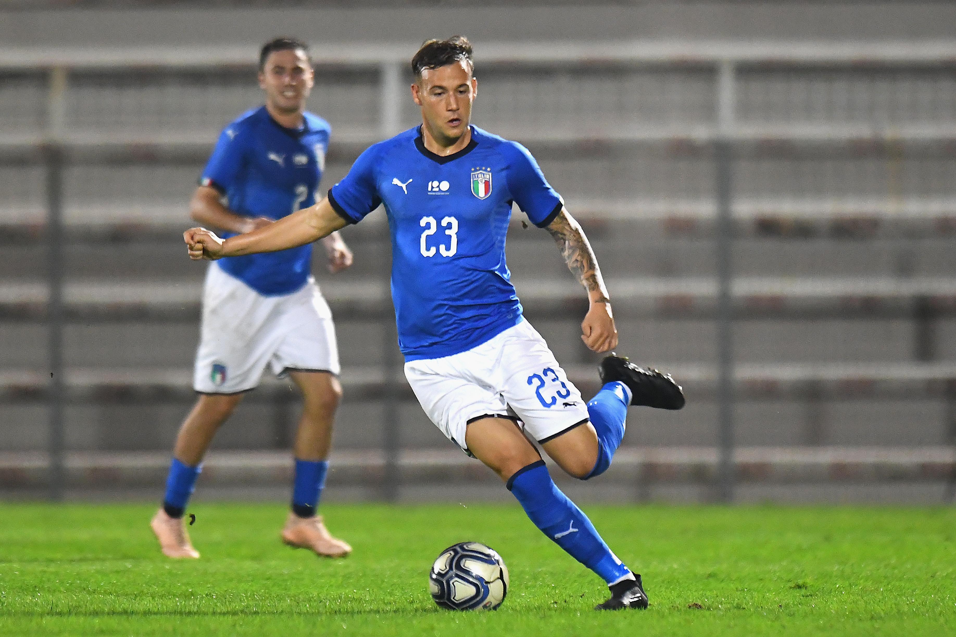 VICENZA, ITALY - OCTOBER 15: Alessandro Murgia of Italy U21 in action during the International Friendly match between Italy U21 and Tunisia U21 at Stadio Romeo Menti on October 15, 2018 in Vicenza, Italy. (Photo by Alessandro Sabattini/Getty Images)