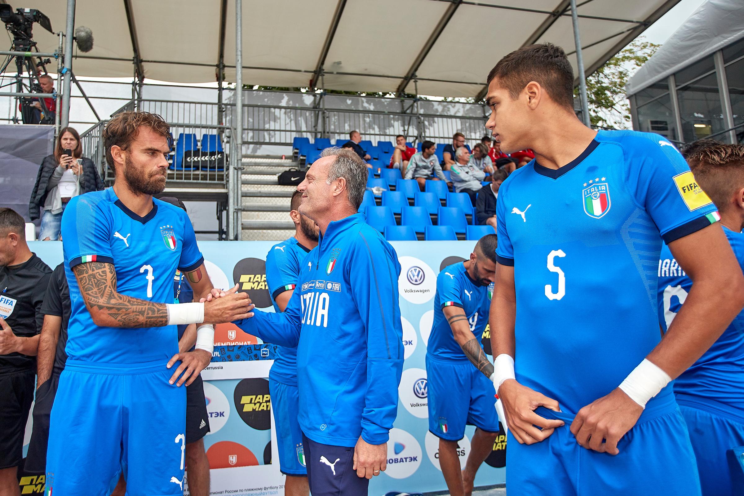 MOSCOW, RUSSIA - JULY 23:  Players of Italy during the FIFA Beach Soccer World Cup Qualifier Europe 2019 at Luzhniki Park on July 23, 2019 in Moscow, Russia. (Photo by Jose M. Alvarez)