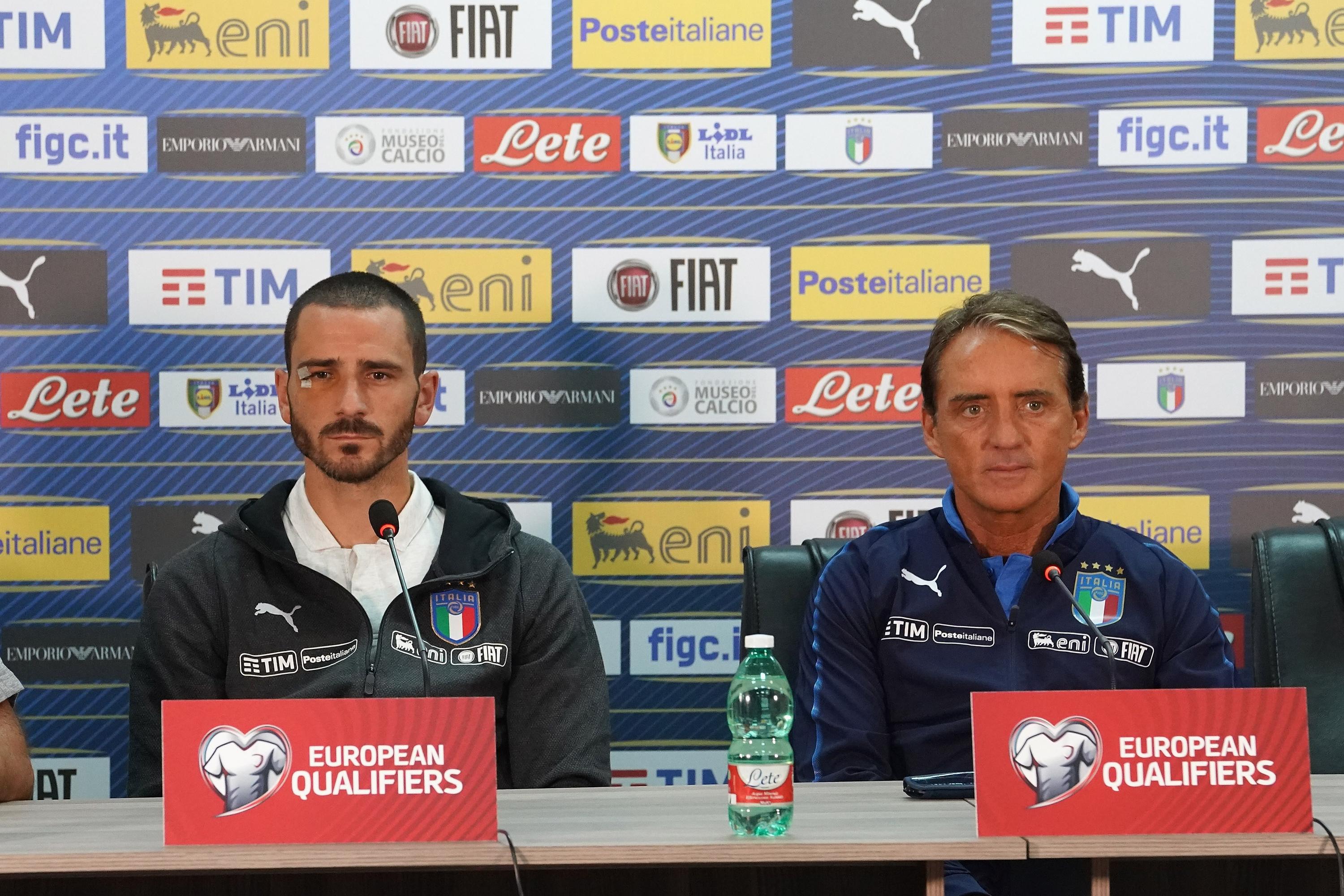YEREVAN, ARMENIA - SEPTEMBER 04:  Head coach Italy Roberto Mancini and Leonardo Bonucci of Italy speak with the media durin press conference on September 4, 2019 in Yerevan, Armenia.  (Photo by Claudio Villa/Getty Images)