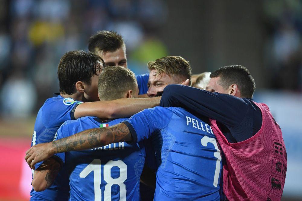 TAMPERE, FINLAND - SEPTEMBER 08:  Ciro Immobile of Italy celebrates after scoring the opening goal during the UEFA Euro 2020 qualifier between Finland and Italy at Tampere stadium (Ratina stadium) on September 8, 2019 in Tampere, Finland.  (Photo by Claudio Villa/Getty Images)