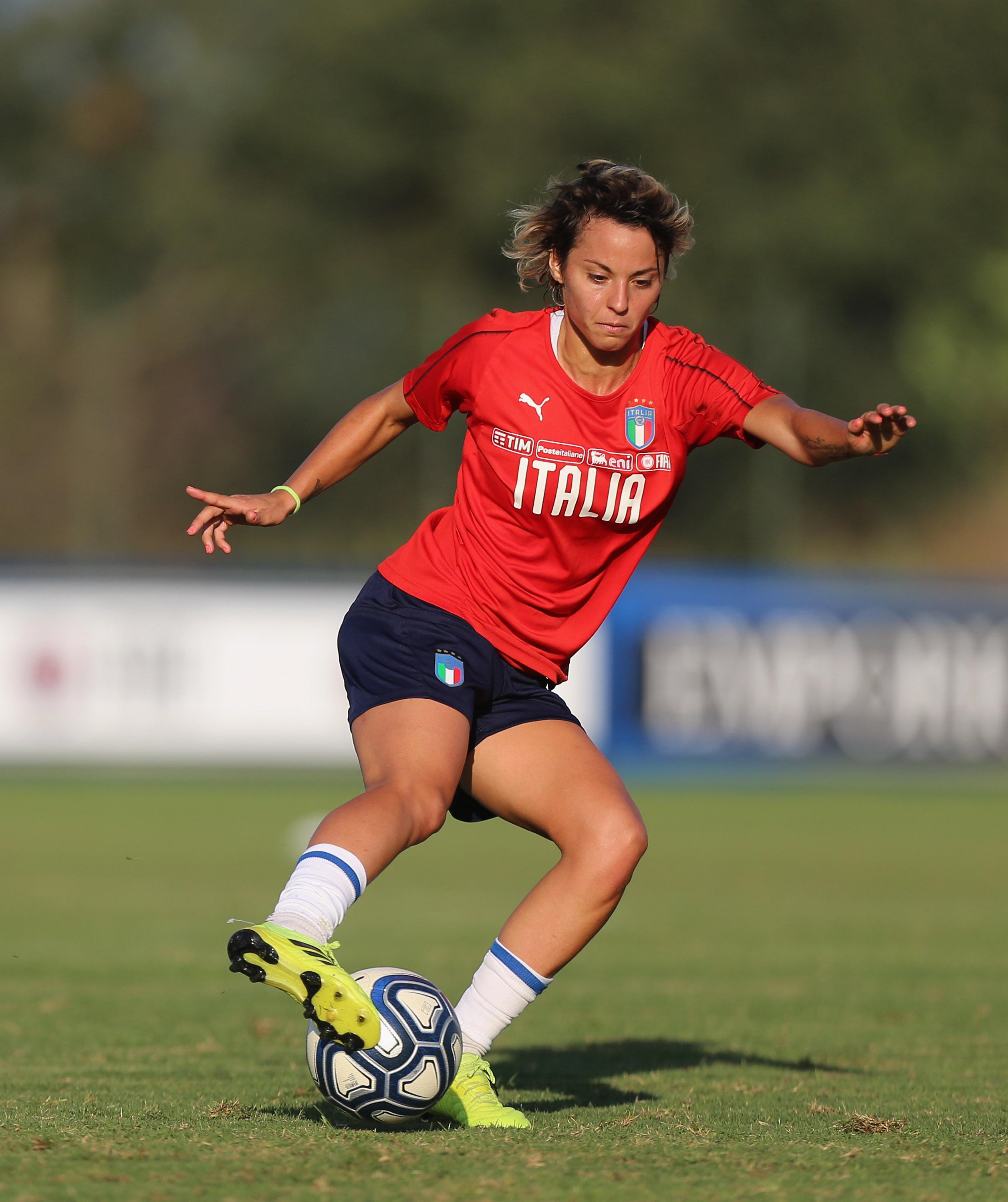 ROME, ITALY - SEPTEMBER 30: Valentina Giacinti in action during the Italy women training session at Mancini sport centre on September 30, 2019 in Rome, Italy. (Photo by Paolo Bruno/Getty Images)