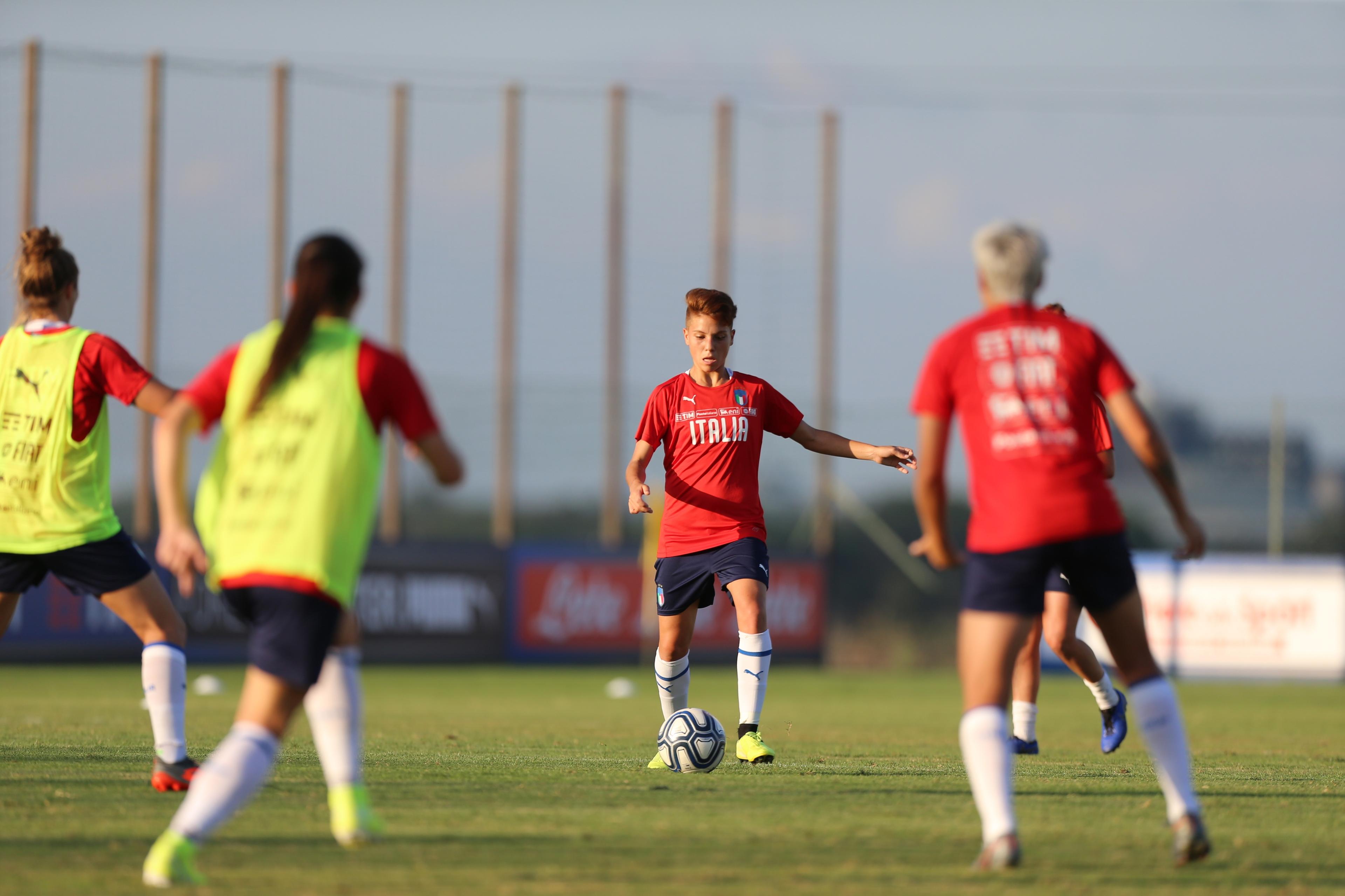 ROME, ITALY - SEPTEMBER 30: Italy women training session at Mancini sport centre on September 30, 2019 in Rome, Italy. (Photo by Paolo Bruno/Getty Images)