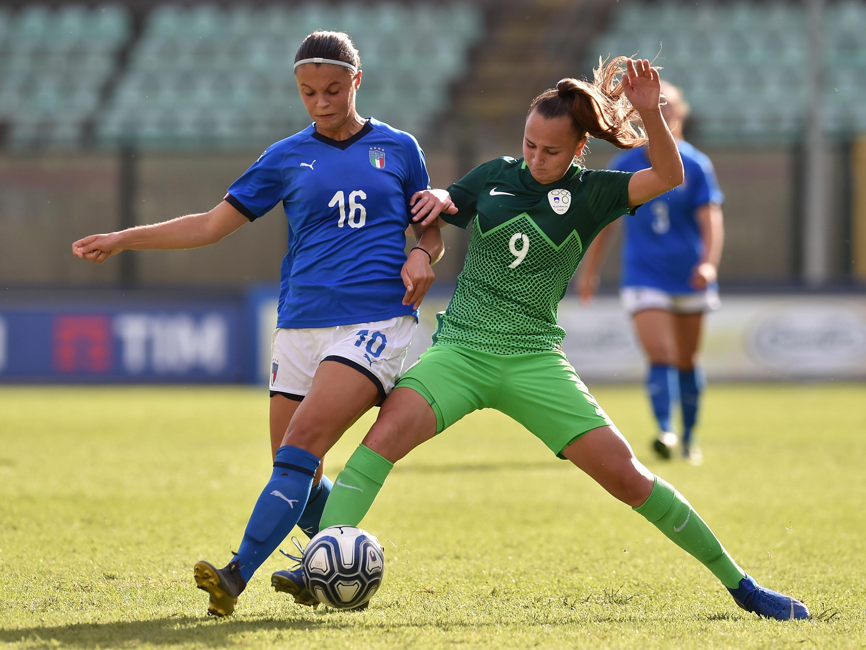 SIENA, ITALY - OCTOBER 05: Caterina Fracaros of Italy and Luana Zajmi of Slovenia in action during the UEFA European Women's Under-19 Qualifying Round Group 8 match between Italy U19 and Slovenia U19 at Stadio Artemio Franchi on October 5, 2019 in Siena, Italy. (Photo by Giuseppe Bellini/Getty Images)