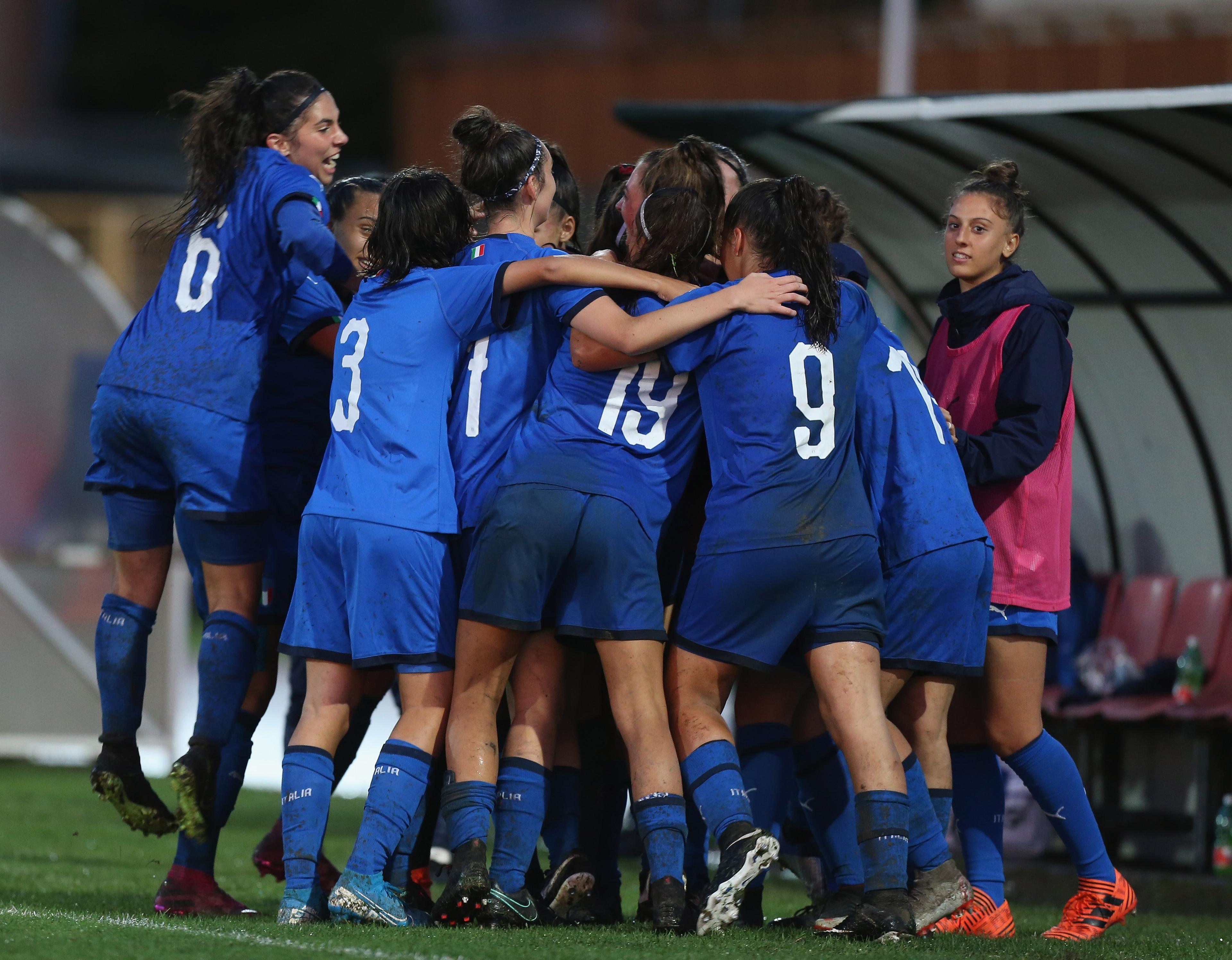 PERUGIA, ITALY - SEPTEMBER 23: Italian players celebrate during the frendly match between Italy U17 women and Serbia U17 women at Enzo Blasone stadium on September 23, 2019 in Foligno near Perugia, Italy. (Photo by Paolo Bruno/Getty Images)