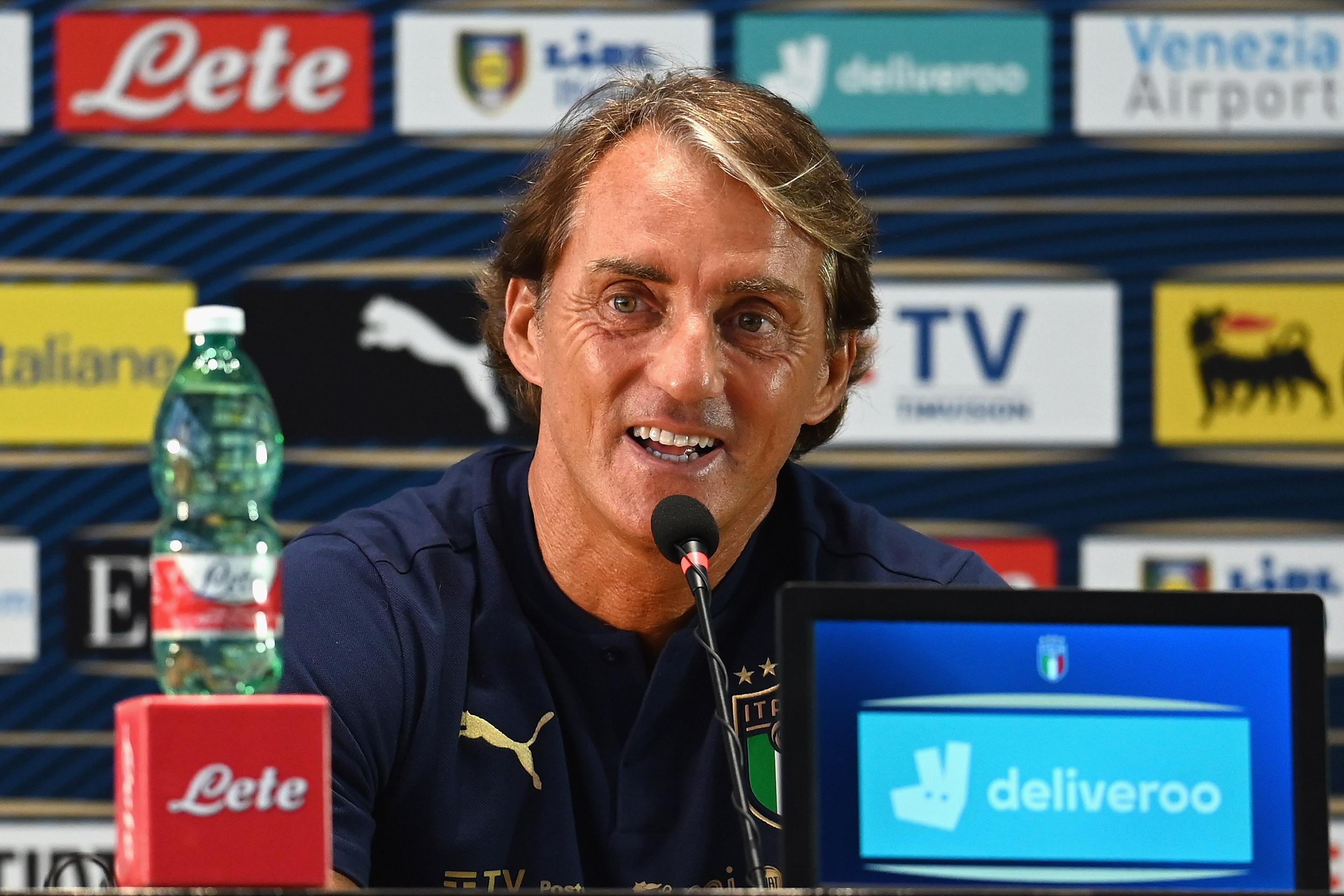 FLORENCE, ITALY - AUGUST 30:  Head coach Italy Roberto Mancini speaks with the media during a press confrence at Centro Tecnico Federale di Coverciano on August 30, 2020 in Florence, Italy.  (Photo by Claudio Villa/Getty Images) *** Local Caption *** Roberto Mancini