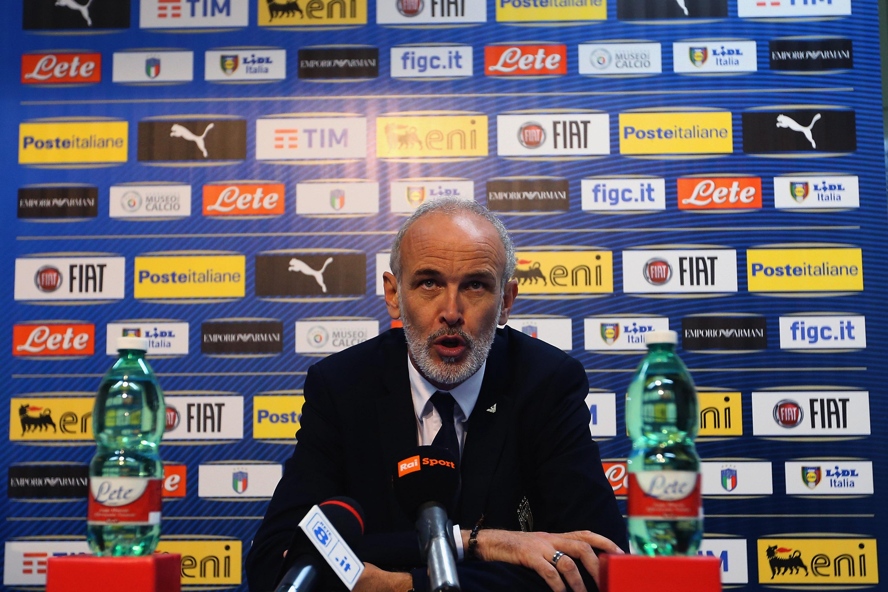 CASTEL DI SANGRO, ITALY - SEPTEMBER 10:  Italy U21 head coach Paolo Nicolato looks on during the UEFA European Under 21 championship qualifying match between Italy U21 and Luxemburg U21 at Teofilo Patini on September 10, 2019 in Castel Di Sangro, Italy.  (Photo by Paolo Bruno/Getty Images)