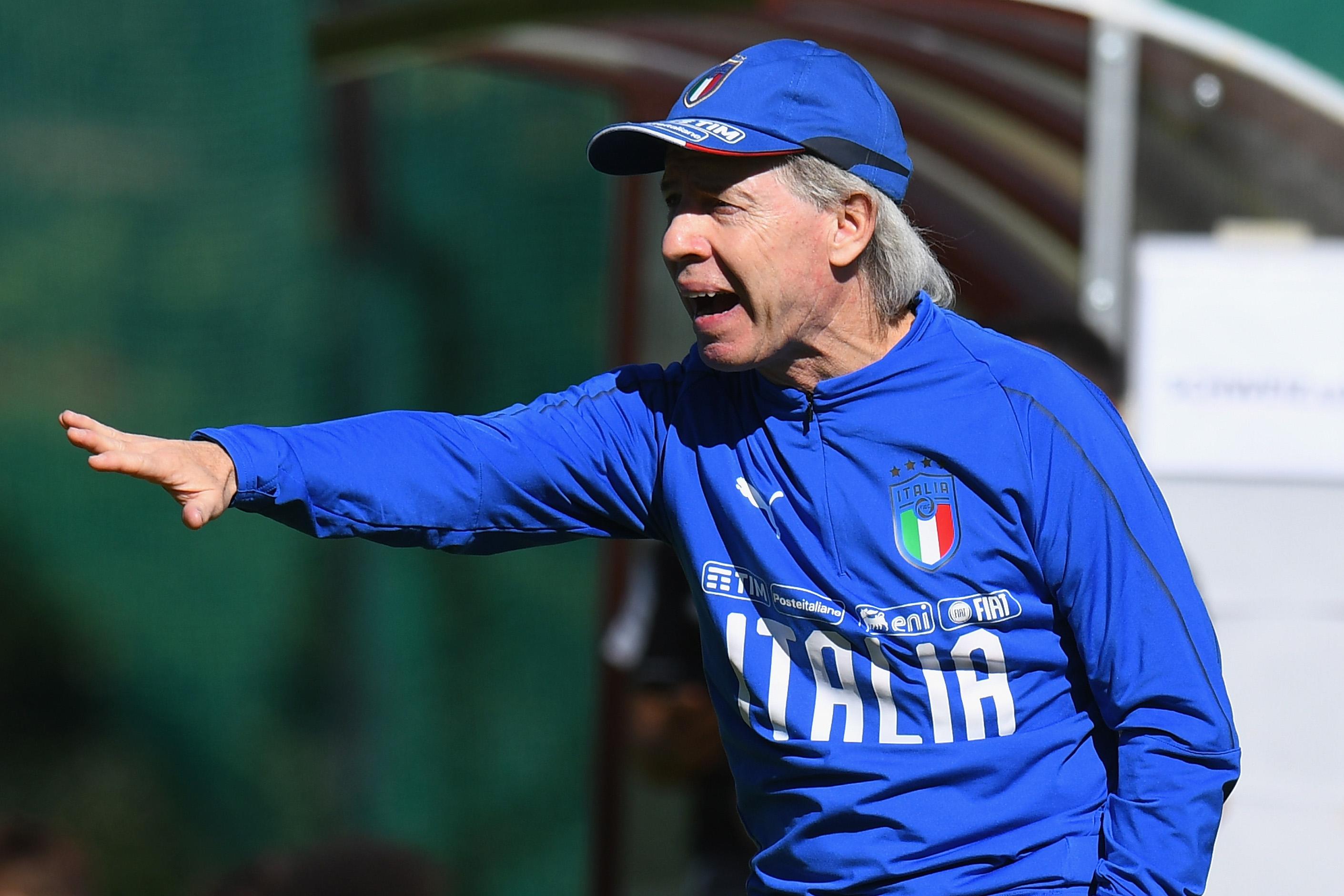 BOLZANO, ITALY - SEPTEMBER 25: Daniele Zoratto head coach of Italy U16 gestures during the International Friendly between Italy U16 and Switzerland U16 on September 25, 2018 in Bolzano, Italy. (Photo by Alessandro Sabattini/Getty Images)