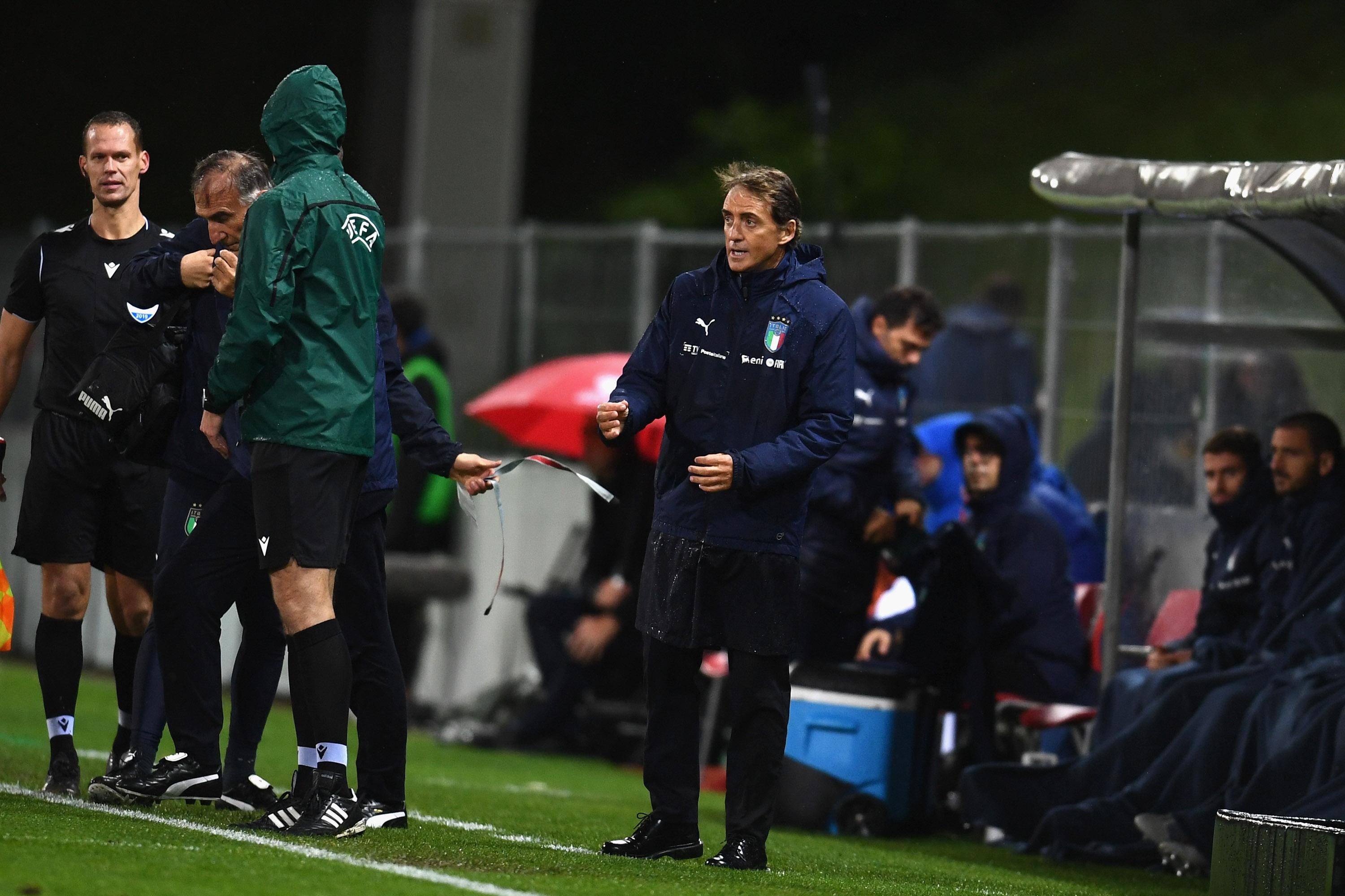 VADUZ, LIECHTENSTEIN - OCTOBER 15:  Head coach of  Italy Roberto Mancini reacts during the UEFA Euro 2020 qualifier between Liechtenstein and Italy on October 15, 2019 in Vaduz, Liechtenstein.  (Photo by Claudio Villa/Getty Images)