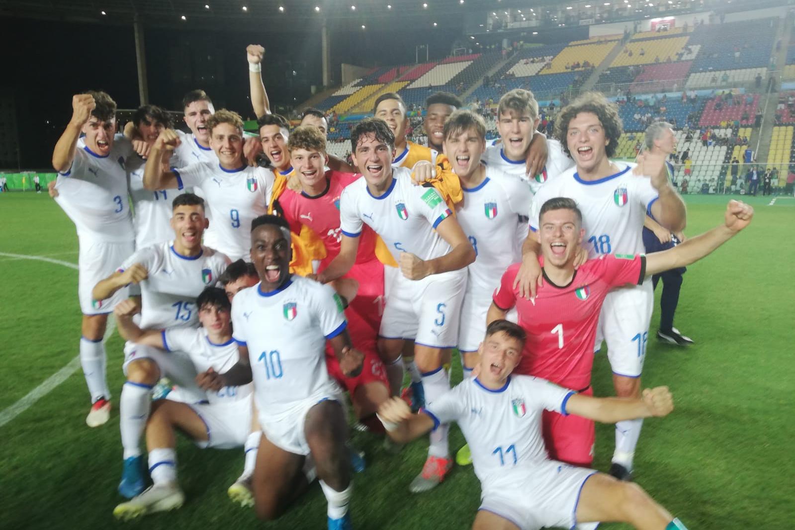 Gli Azzurrini superano l’Ecuador e volano ai quarti. Una perla di Oristanio risolve il match
