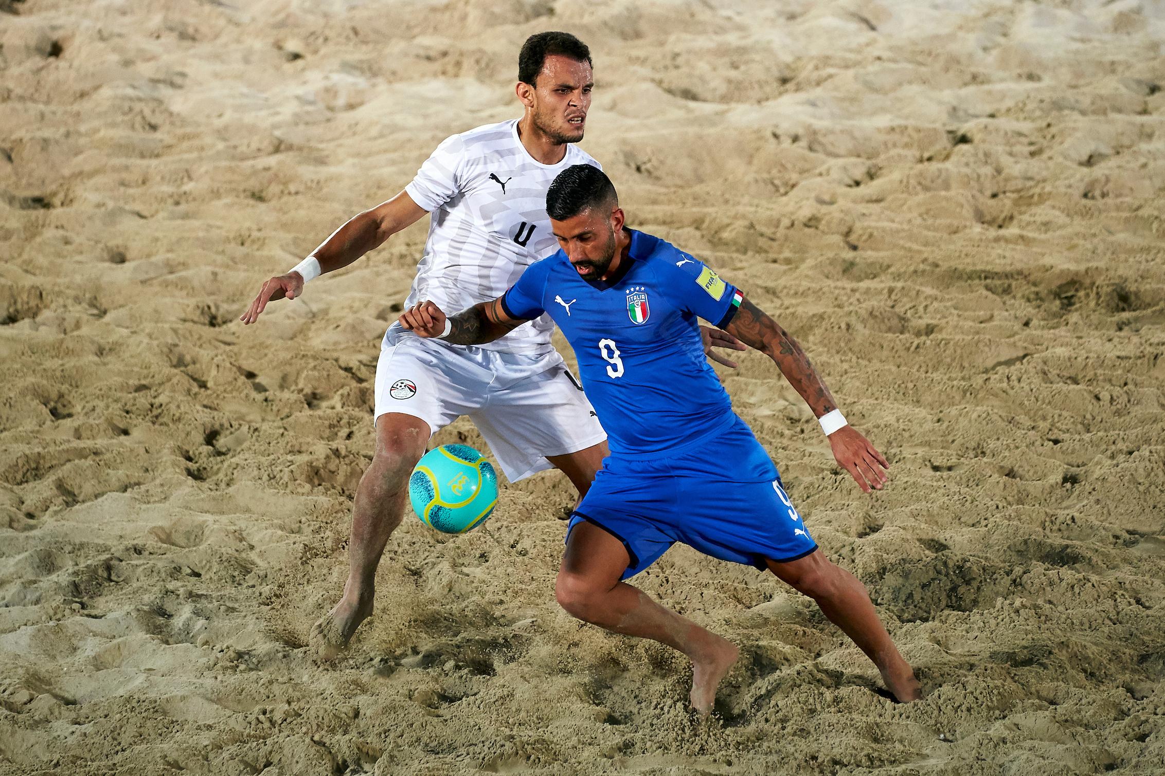 DUBAI, UNITED ARAB EMIRATES - NOVEMBER 08: Intercontinental Beach Soccer Cup Dubai 2019 at Kite Beach on November 08, 2019 in Dubai, United Arab Emirates. (Photo by Manuel Queimadelos / Quality Sport Images)
