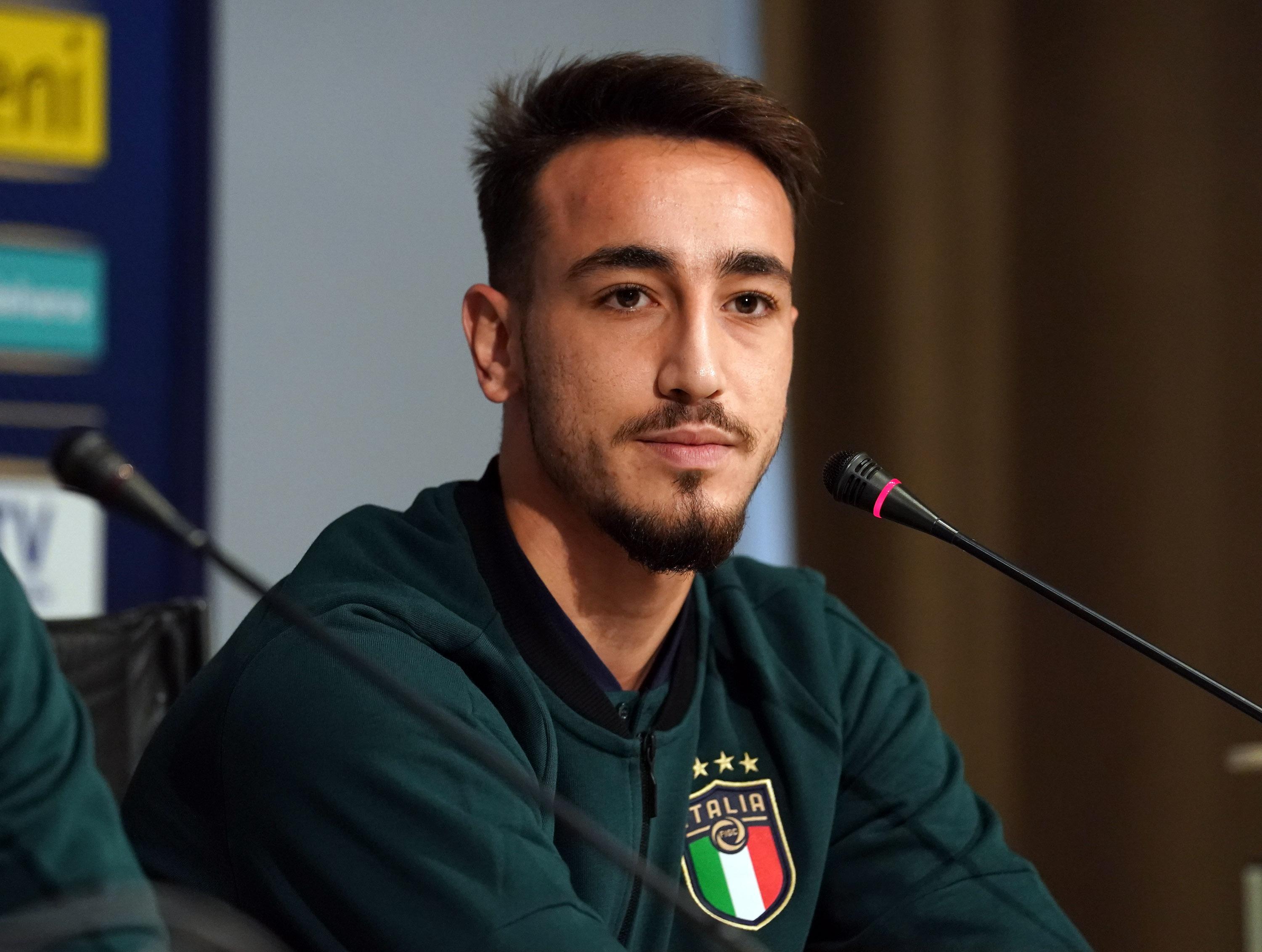 FLORENCE, ITALY - NOVEMBER 12: Gaetano Castrovilli of Italy speaks with the media during Italy press conference at Centro Tecnico Federale di Coverciano on November 12, 2019 in Florence, Italy. (Photo by Claudio Villa/Getty Images)