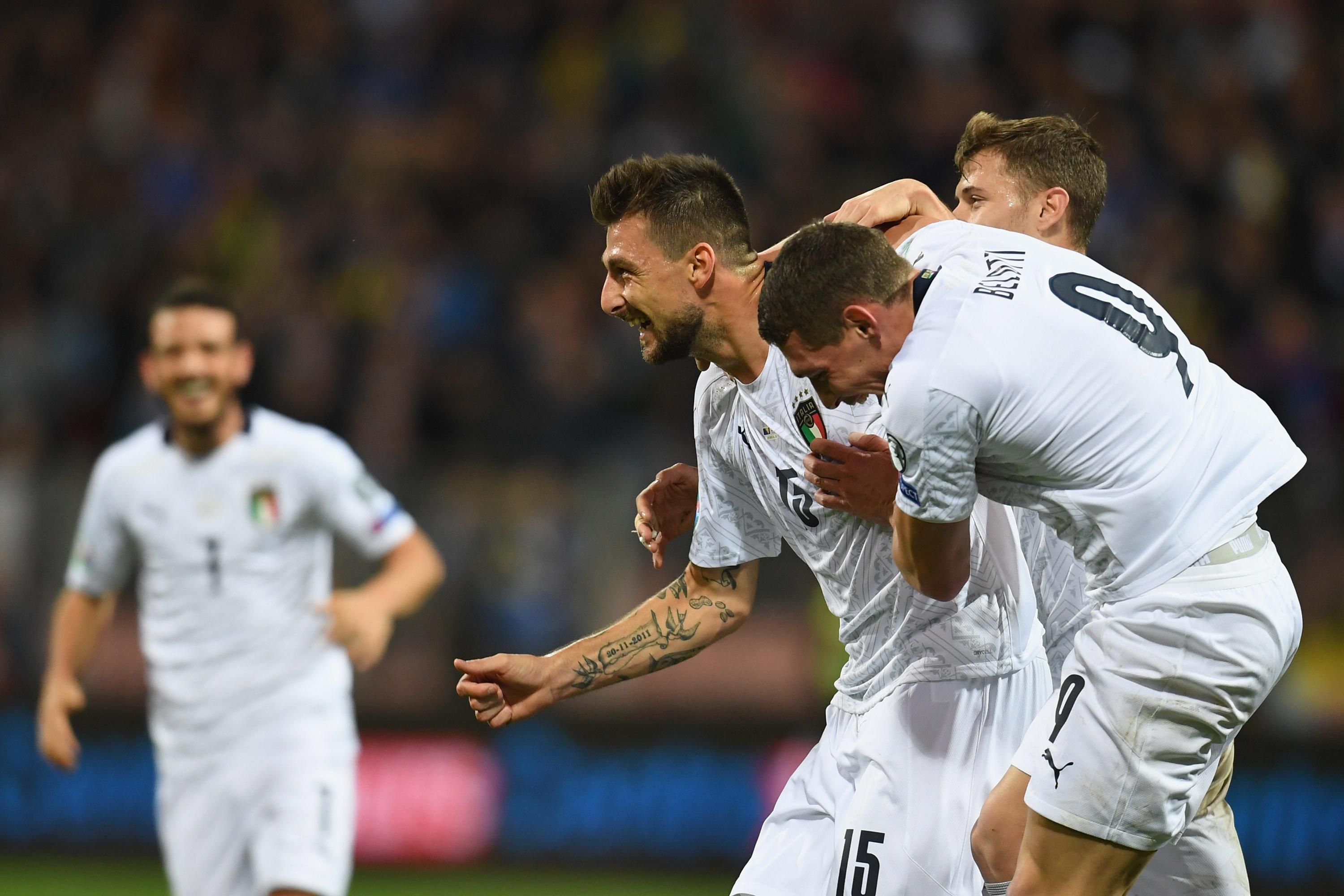 ZENICA, BOSNIA AND HERZEGOVINA - NOVEMBER 15: Francesco Acerbi of Italy celebrates with Andrea Belotti of Italy after scoring the opening goal during the UEFA Euro 2020 Qualifier between Bosnia and Herzegovina and Italy on November 15, 2019 in Zenica, Bosnia and Herzegovina. (Photo by Claudio Villa/Getty Images)