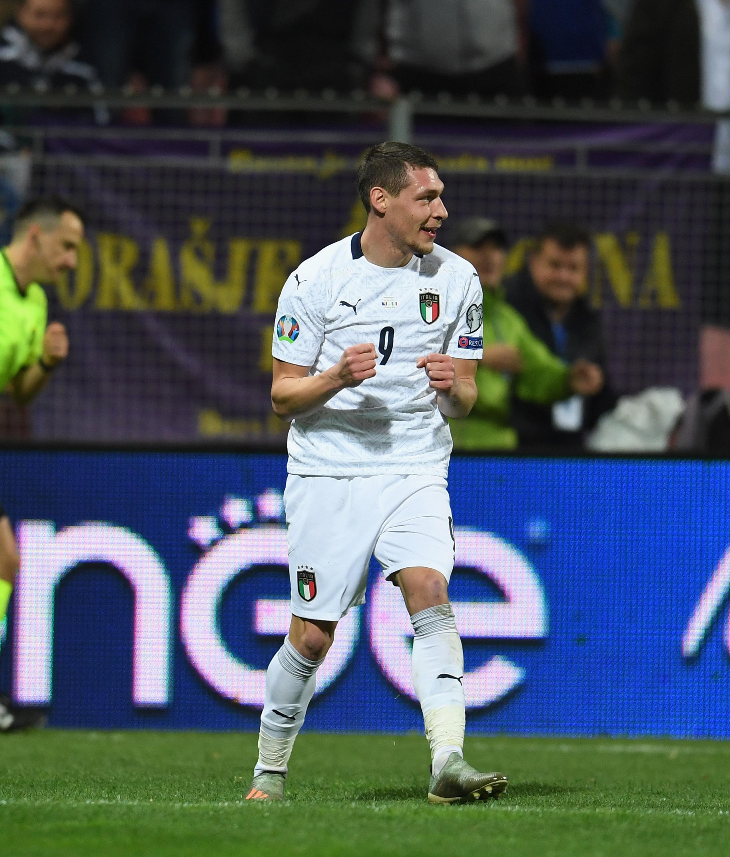 ZENICA, BOSNIA AND HERZEGOVINA - NOVEMBER 15: Andrea Belotti of Italy celebrates after scoring the third goal during the UEFA Euro 2020 Qualifier between Bosnia and Herzegovina and Italy on November 15, 2019 in Zenica, Bosnia and Herzegovina. (Photo by Claudio Villa/Getty Images)