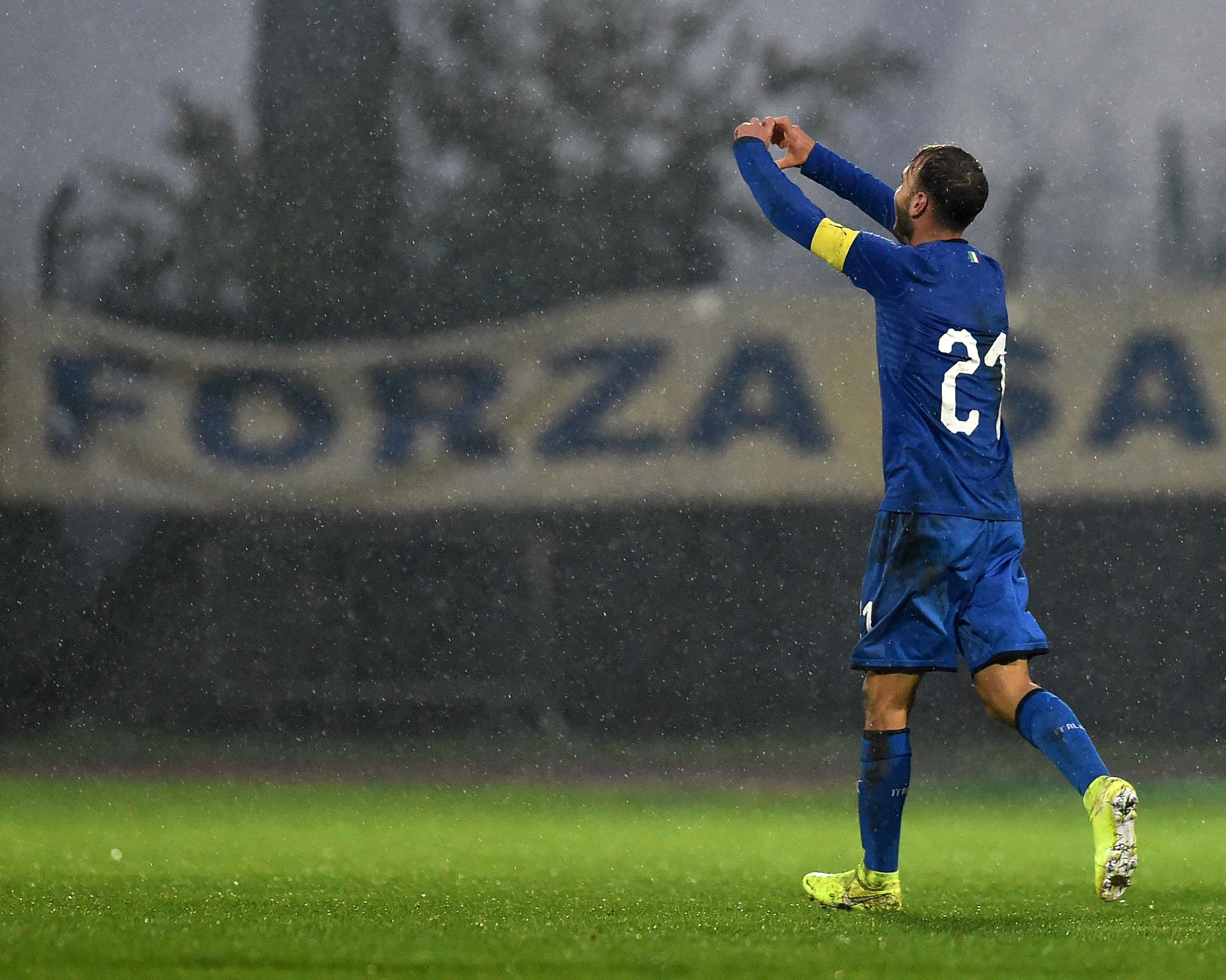 SANT'ARCANGELO DI ROMAGNA, ITALY - NOVEMBER 16: Alessio Riccardi of Italy U19 celebrates after scoring goal 2-0 during the UEFA European Under-19 Championship qualifying round match between Italy U19 and Cyprus U19 on November 16, 2019 in Sant'Arcangelo di Romagna, Italy. (Photo by Giuseppe Bellini/Getty Images)