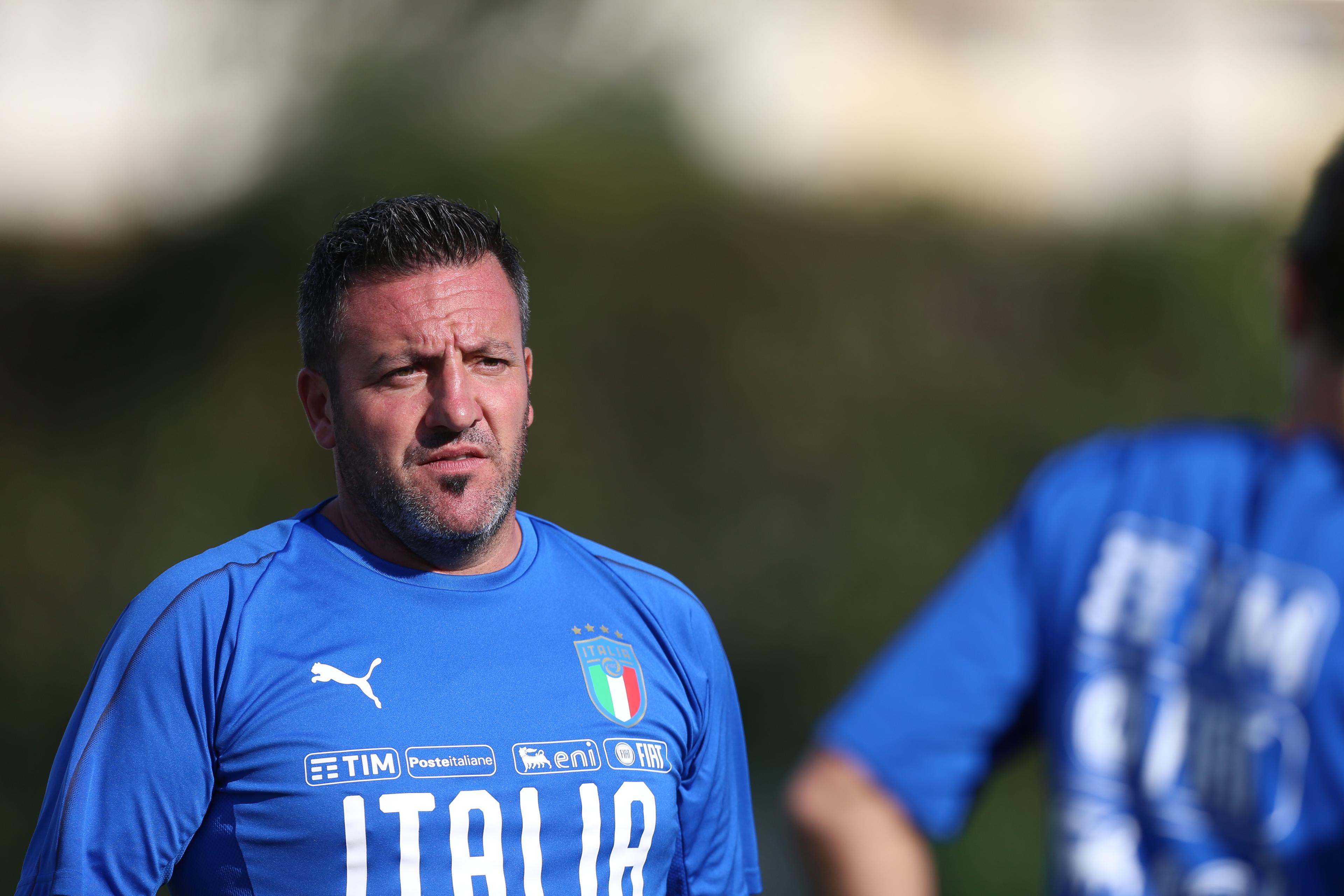 ROME, ITALY - OCTOBER 01:  Italy women U23 head coach Jacopo Leandri looks on during a training session on October 1, 2019 in Rome, Italy.  (Photo by Paolo Bruno/Getty Images)