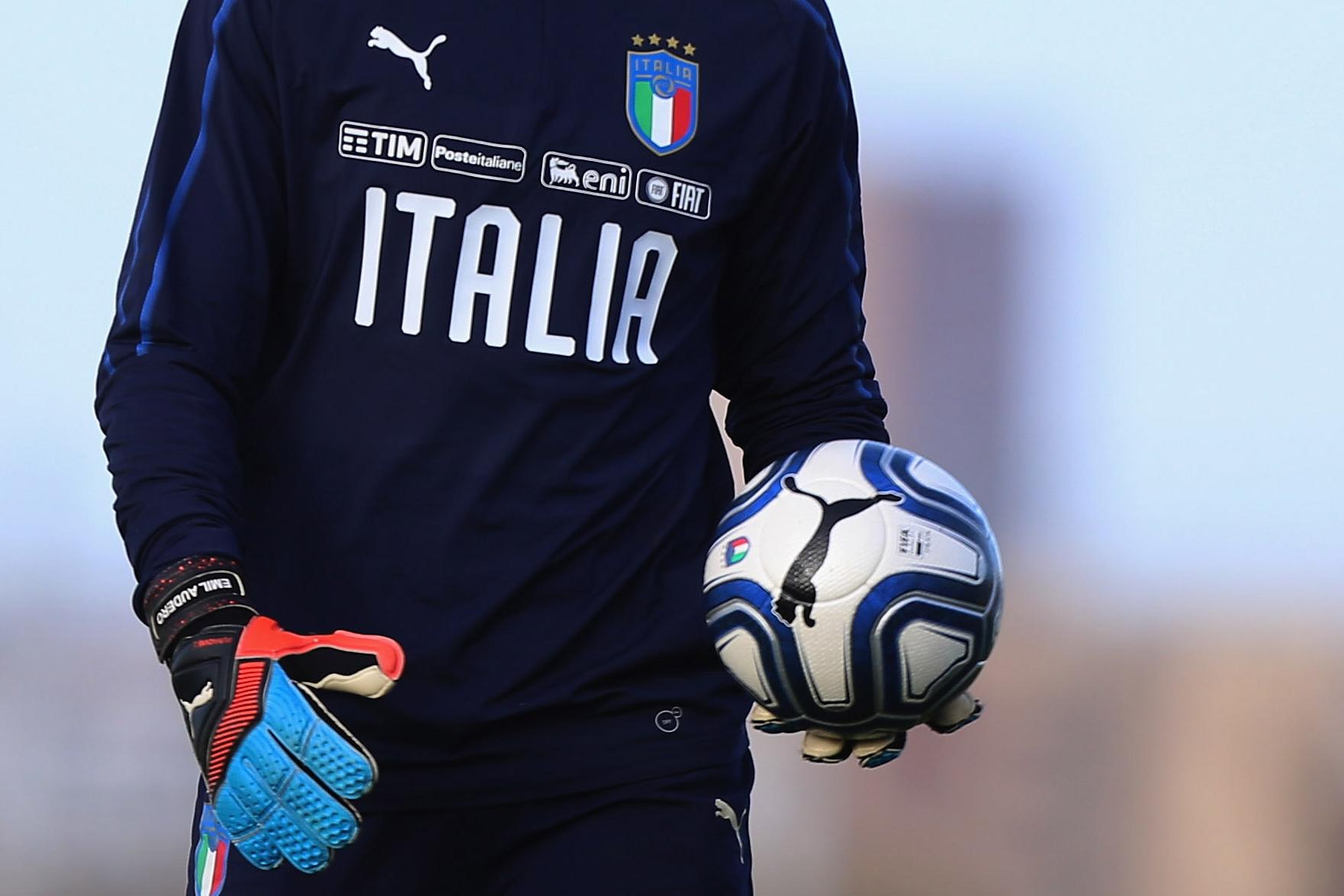 ROME, ITALY - MARCH 18:   Italy U21 goalkeeper Emil Audero looks on during an Italy U21 training session ahead of their under-21 international match against Austria U21 at Mancini sport center on March 18, 2019 in Rome, Italy.  (Photo by Paolo Bruno/Getty Images)