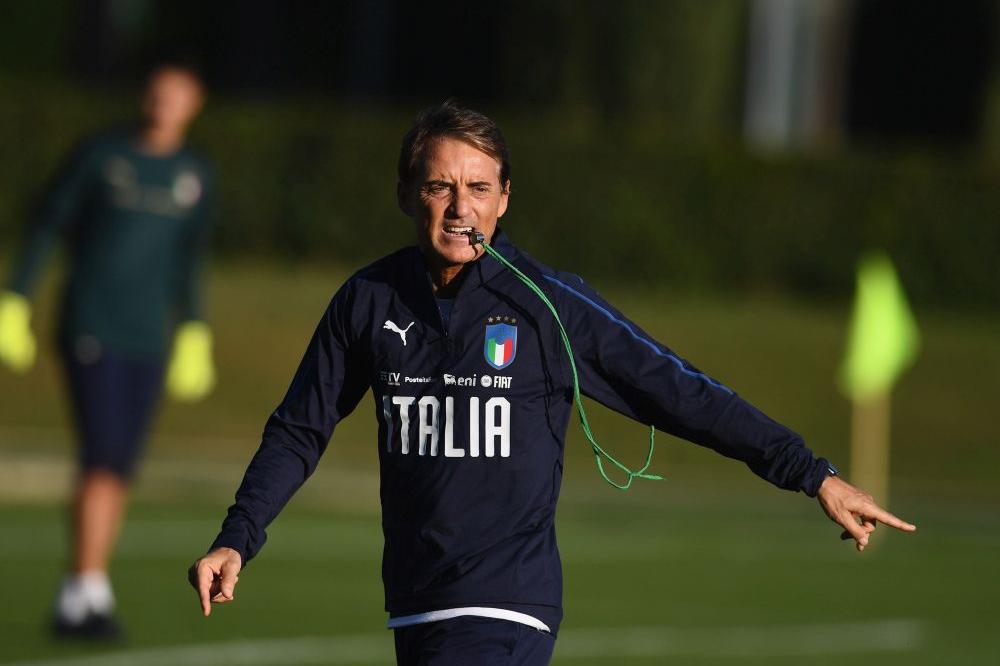 FLORENCE, ITALY - OCTOBER 08:  Head coach Italy Roberto Mancini reacts during a Italy training session  at Centro Tecnico Federale di Coverciano on October 8, 2019 in Florence, Italy.  (Photo by Claudio Villa/Getty Images)