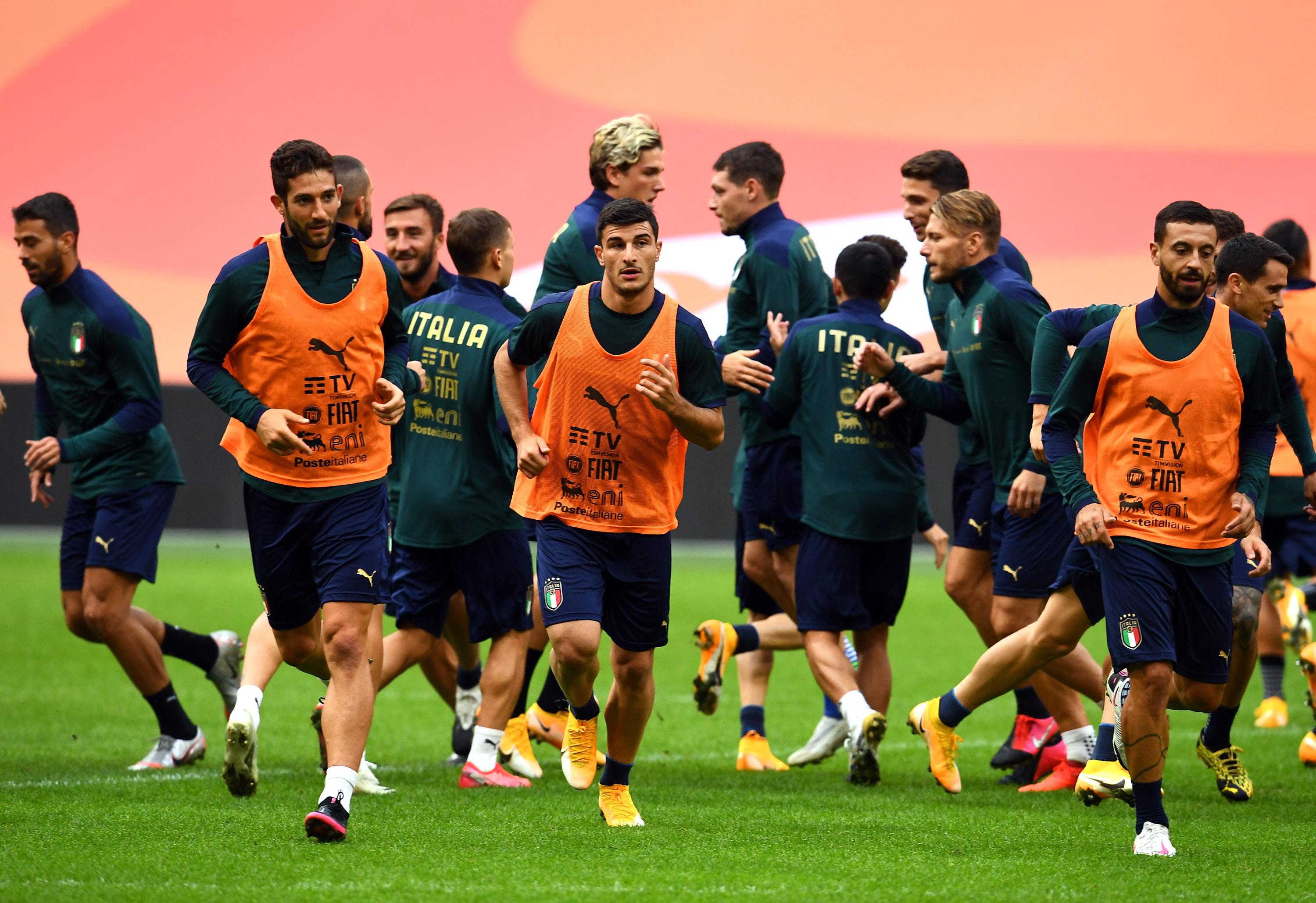 AMSTERDAM, NETHERLANDS - SEPTEMBER 06: Players of Italy in action during a training session at Johan Cruijff Arena on September 6, 2020 in Amsterdam, Netherlands. (Photo by Claudio Villa/Getty Images)