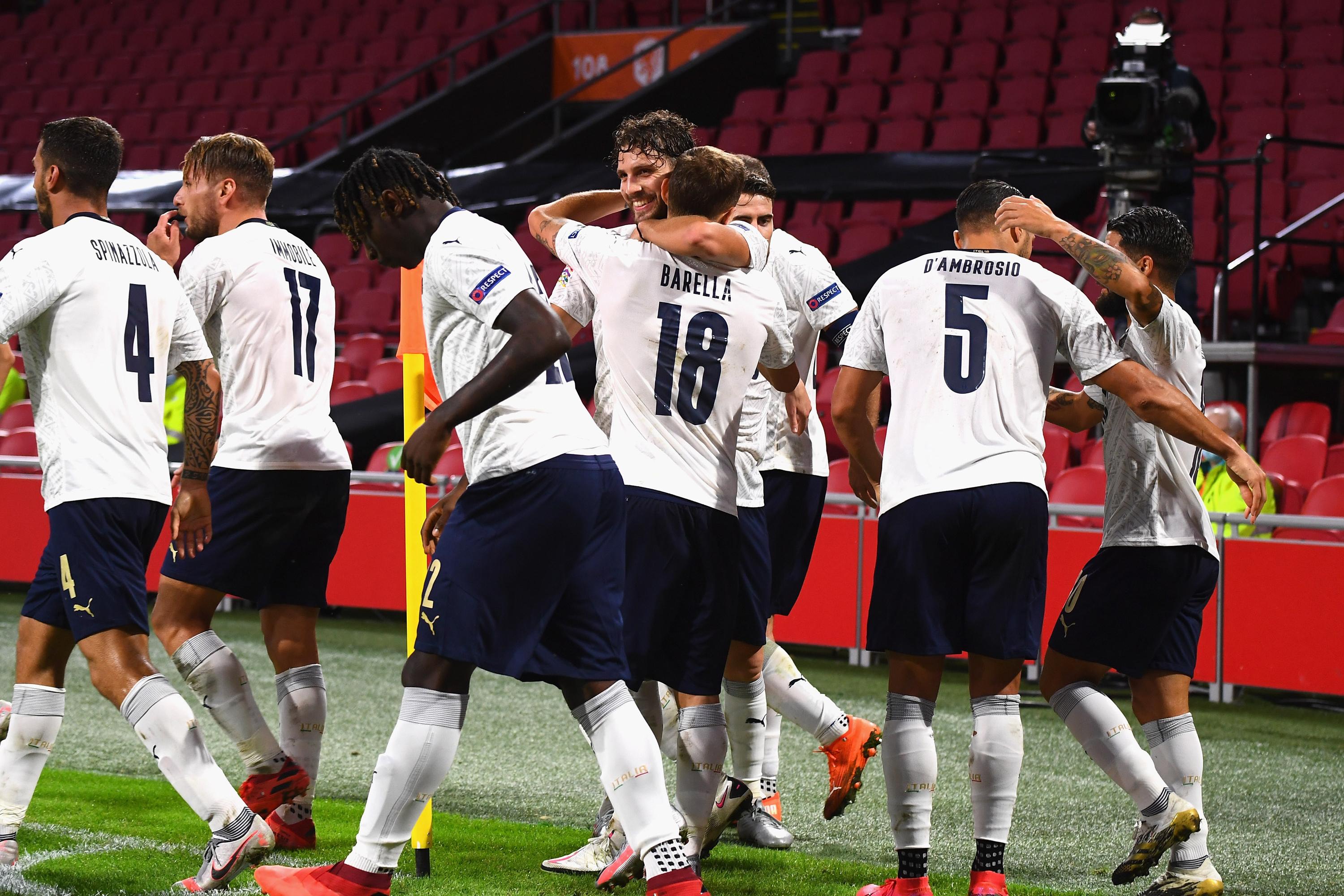AMSTERDAM, NETHERLANDS - SEPTEMBER 07:  Nicolo Barella of Italy celebrates with team-mates after scoring the opening goal during the UEFA Nations League group stage match between Netherlands and Italy at Johan Cruijff Arena on September 7, 2020 in Amsterdam, Netherlands.  (Photo by Claudio Villa/Getty Images) *** Local Caption *** Nicolo Barella