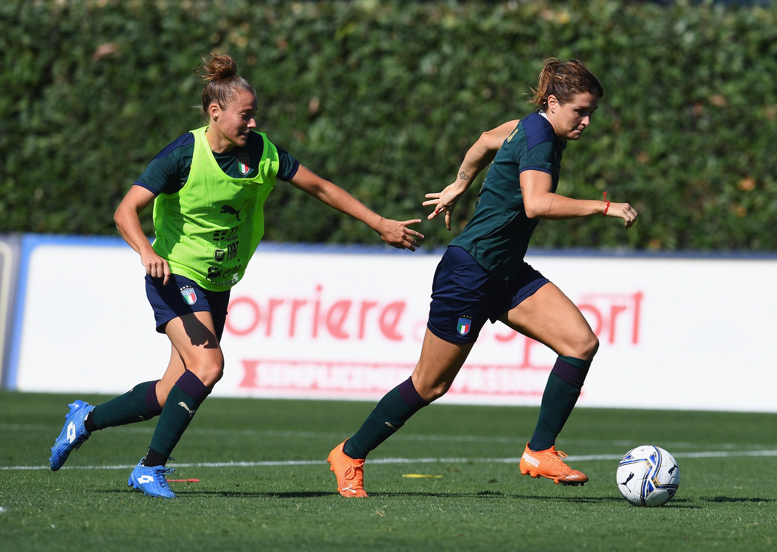 FLORENCE, ITALY - SEPTEMBER 12: Cristiana Girelli of Italy in action during a training session at Centro Tecnico Federale di Coverciano on September 12, 2020 in Florence, Italy. (Photo by Claudio Villa/Getty Images) *** Local Caption *** Cristiana Girelli