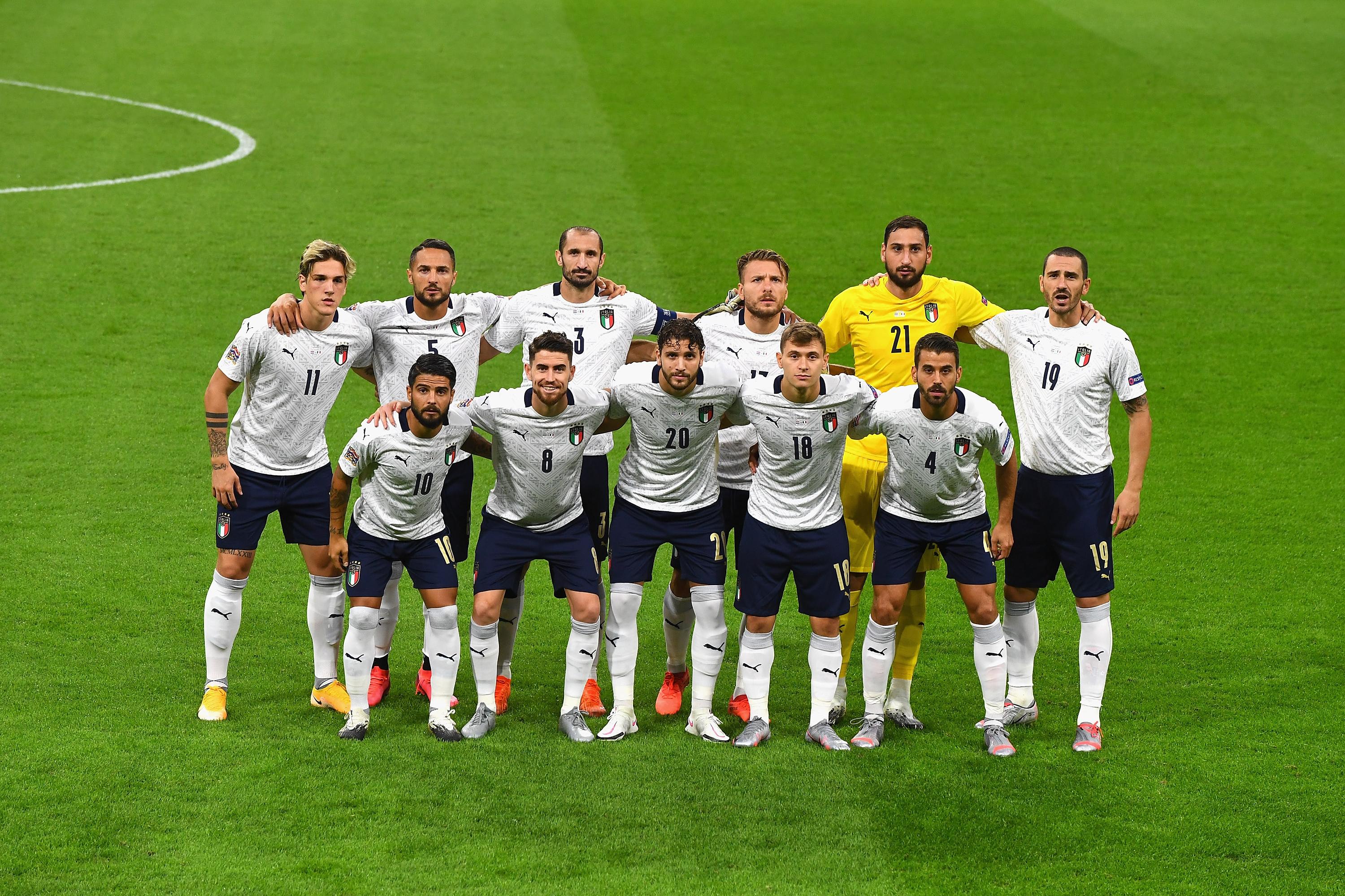 AMSTERDAM, NETHERLANDS - SEPTEMBER 07:  Italy team during the UEFA Nations League group stage match between Netherlands and Italy at Johan Cruijff Arena on September 7, 2020 in Amsterdam, Netherlands.  (Photo by Claudio Villa/Getty Images)