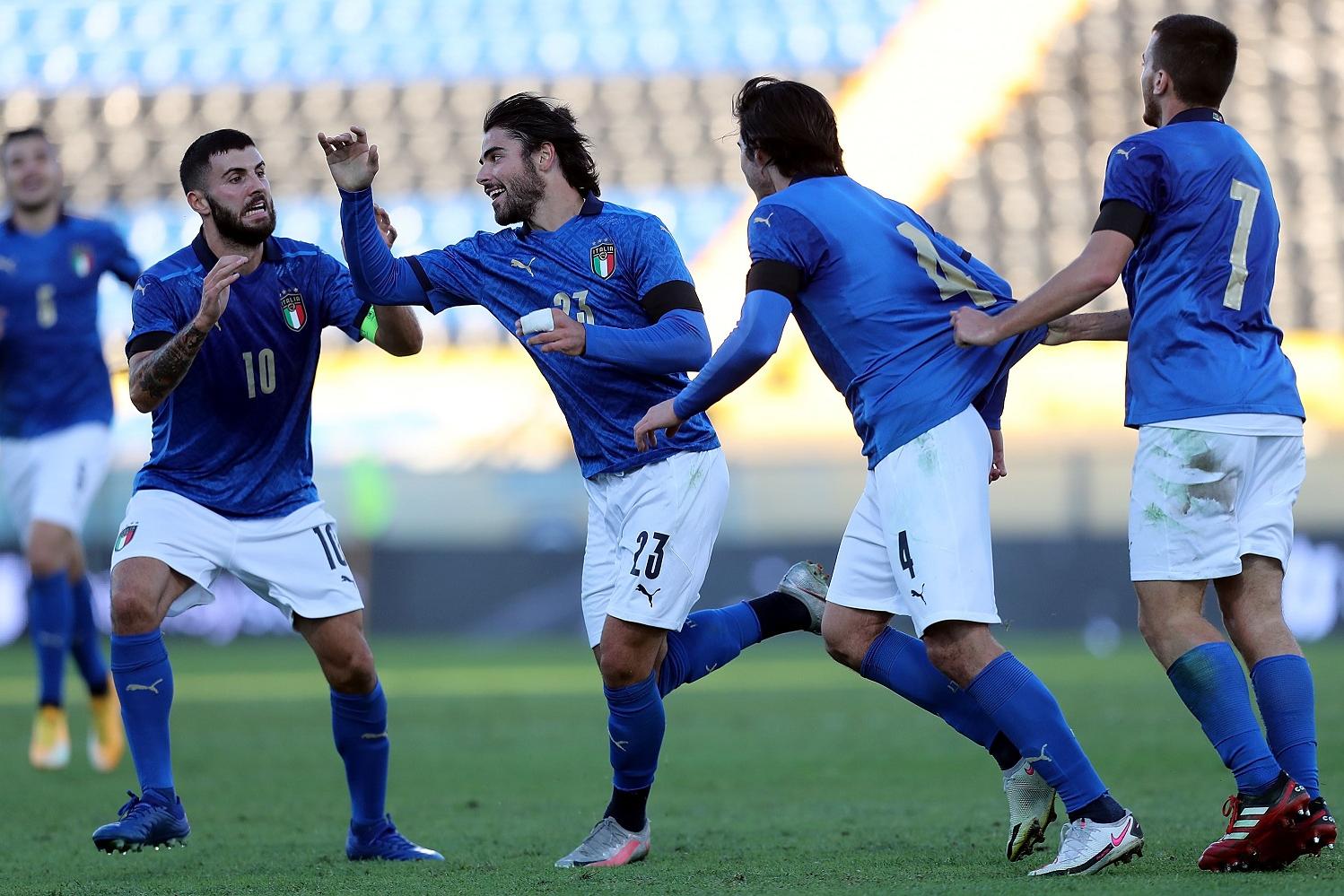 PISA, ITALY - OCTOBER 13: Riccardo Sottil of Italy U21 celebrates after scoring a goal during the UEFA Euro Under 21 Qualifier match between Italy U21 and Ireland U21 at Arena Garibaldi on October 13, 2020 in Pisa, Italy.  (Photo by Gabriele Maltinti/Getty Images) *** Local Caption *** Riccardo Sottil