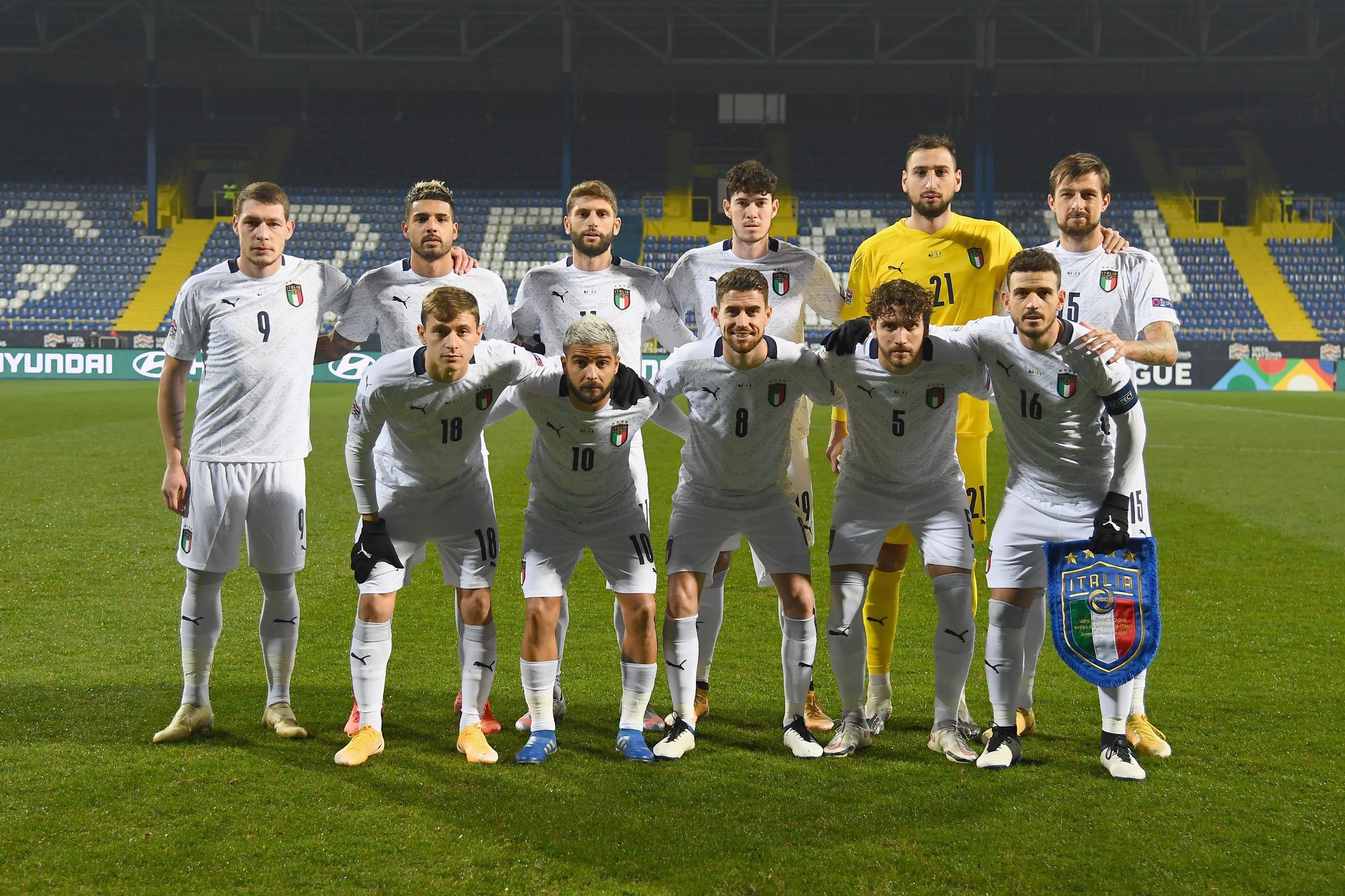 SARAJEVO, BOSNIA AND HERZEGOVINA - NOVEMBER 18:  Players of Italy line up prior to  the UEFA Nations League group stage match between Bosnia-Herzegovina and Italy at Bilino Polje Stadium on November 18, 2020 in Zenica, Bosnia and Herzegovina.  (Photo by Claudio Villa/Getty Images)