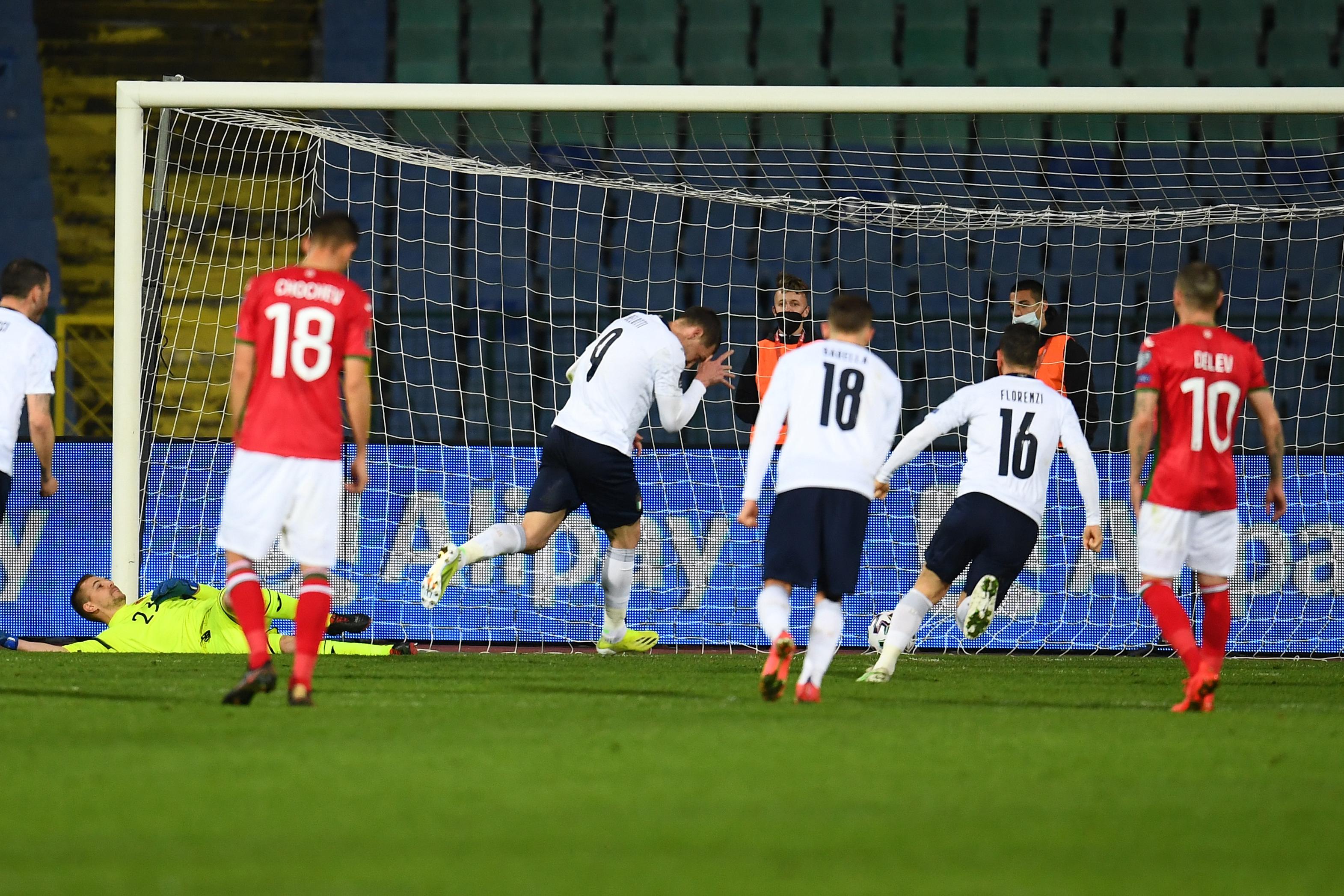 SOFIA, BULGARIA - MARCH 28:  Andrea Belotti of Itlay scores a penalty during the FIFA World Cup 2022 Qatar qualifying match between Bulgaria and Italy on March 28, 2021 in Sofia, Bulgaria. (Photo by Claudio Villa/Getty Images)