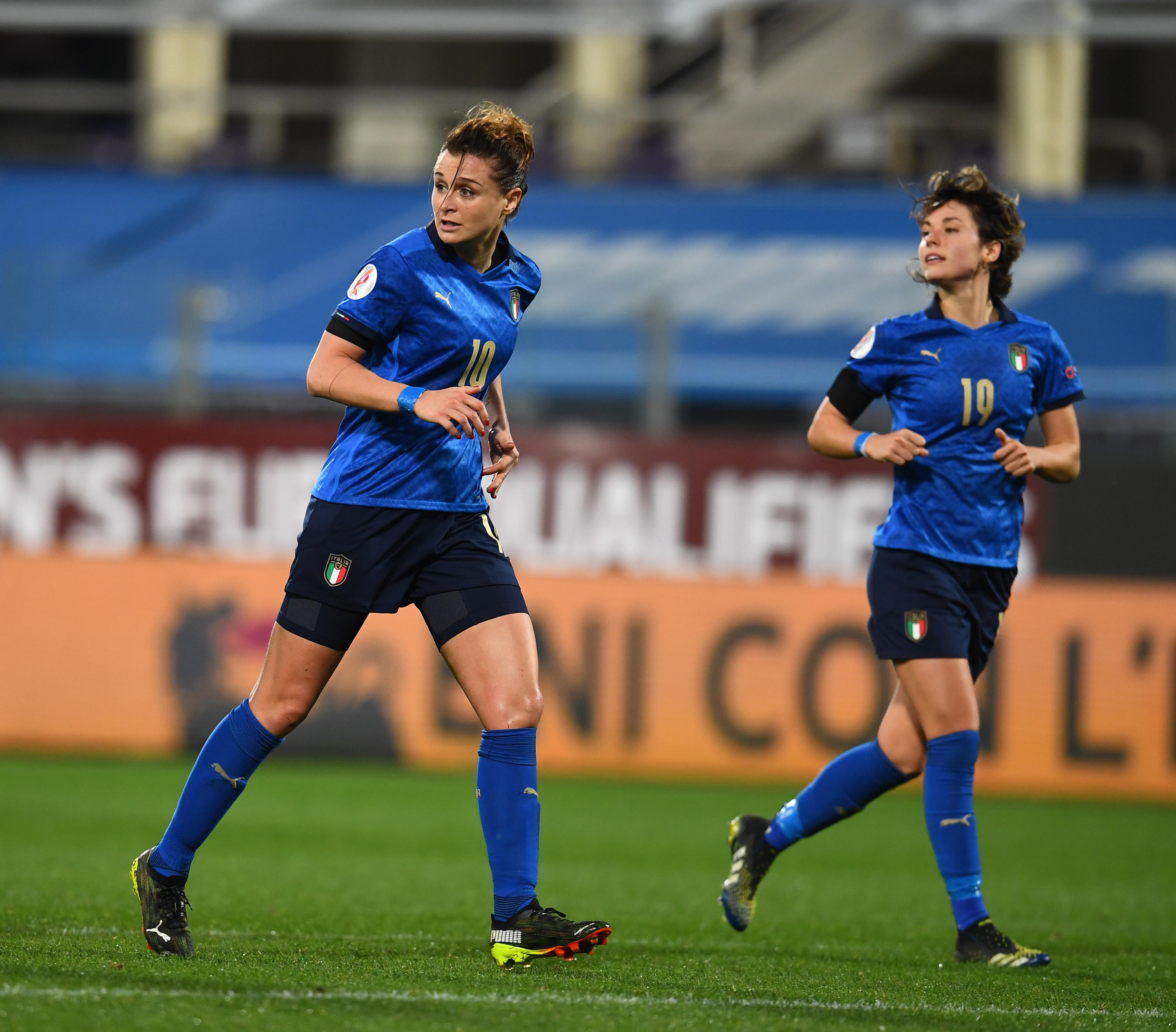 FLORENCE, ITALY - FEBRUARY 24: Cristiana Girelli and Valentina Giacinti of Italy in action during the UEFA Women's EURO 2022 Qualifier match between Italy and Israel at Stadio Artemio Franchi on February 24, 2021 in Florence, Italy. (Photo by Claudio Villa/Getty Images)