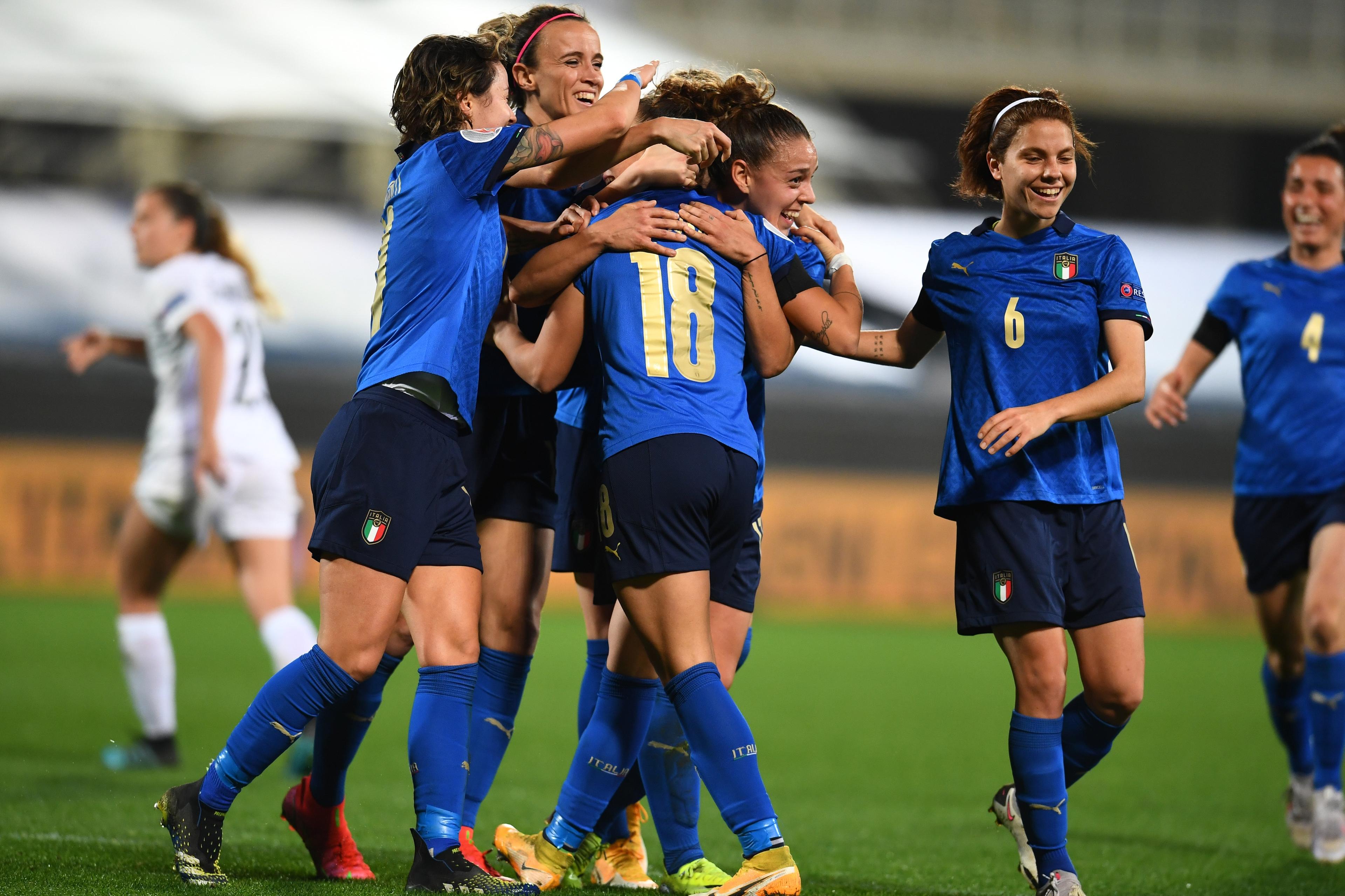 FLORENCE, ITALY - FEBRUARY 24: Arianna Caruso of Italy (number 18) celebrates after scoring the ninth goal during the UEFA Women's EURO 2022 Qualifier match between Italy and Israel at Stadio Artemio Franchi on February 24, 2021 in Florence, Italy. (Photo by Claudio Villa/Getty Images)