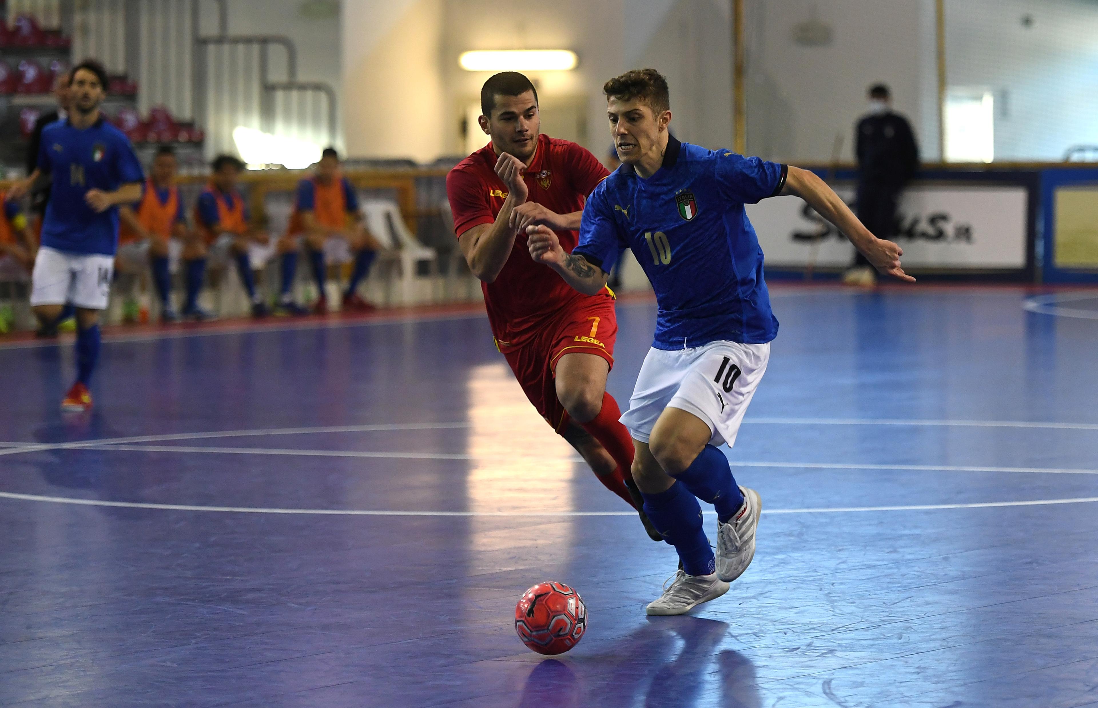 PRATO, ITALY - APRIL 13: during the UEFA Futsal EURO 2022 Qualifier between Italy and Montenegro at Estraforum on April 13, 2021 in Prato, Italy. (Photo by Alessandro Sabattini/Getty Images)