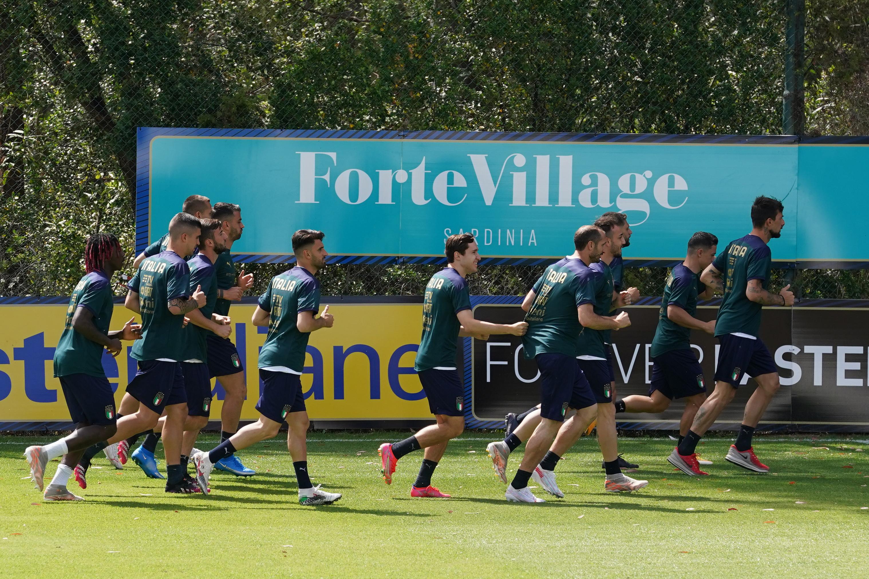 SANTA MARGHERITA DI PULA, ITALY - MAY 26: Players of Italy in action during training session at Forte Village Resort on May 26, 2021 in Santa Margherita di Pula, Italy. (Photo by Claudio Villa/Getty Images)