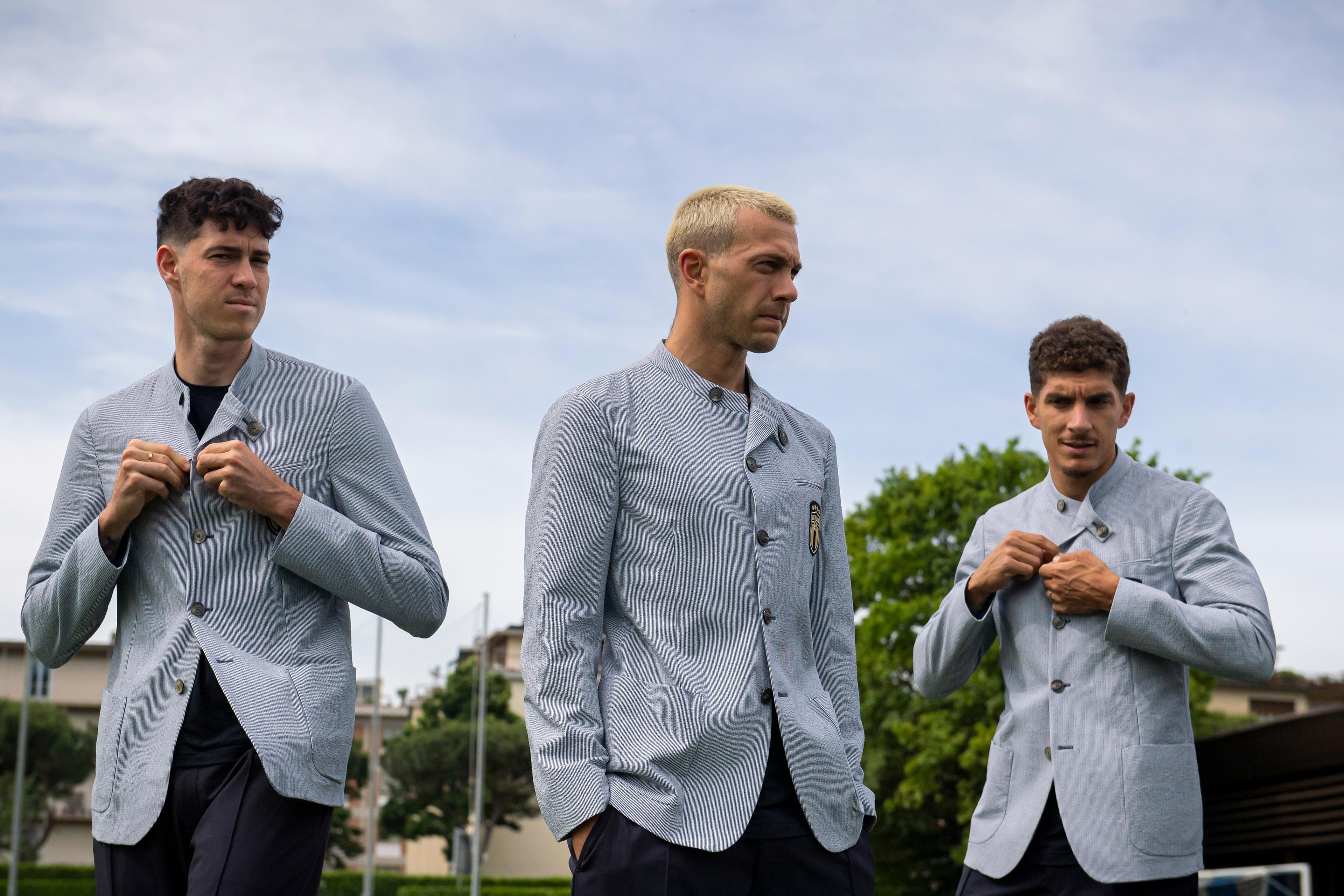 FLORENCE, ITALY - JUNE 02: (L-R) Alessandro Bastoni, Federico Bernardeschi and Giacomo Di Lorenzo are seen ahead of the team photo at Coverciano on June 02, 2021 in Florence, Italy. (Photo by Giorgio Perottino/Getty Images)