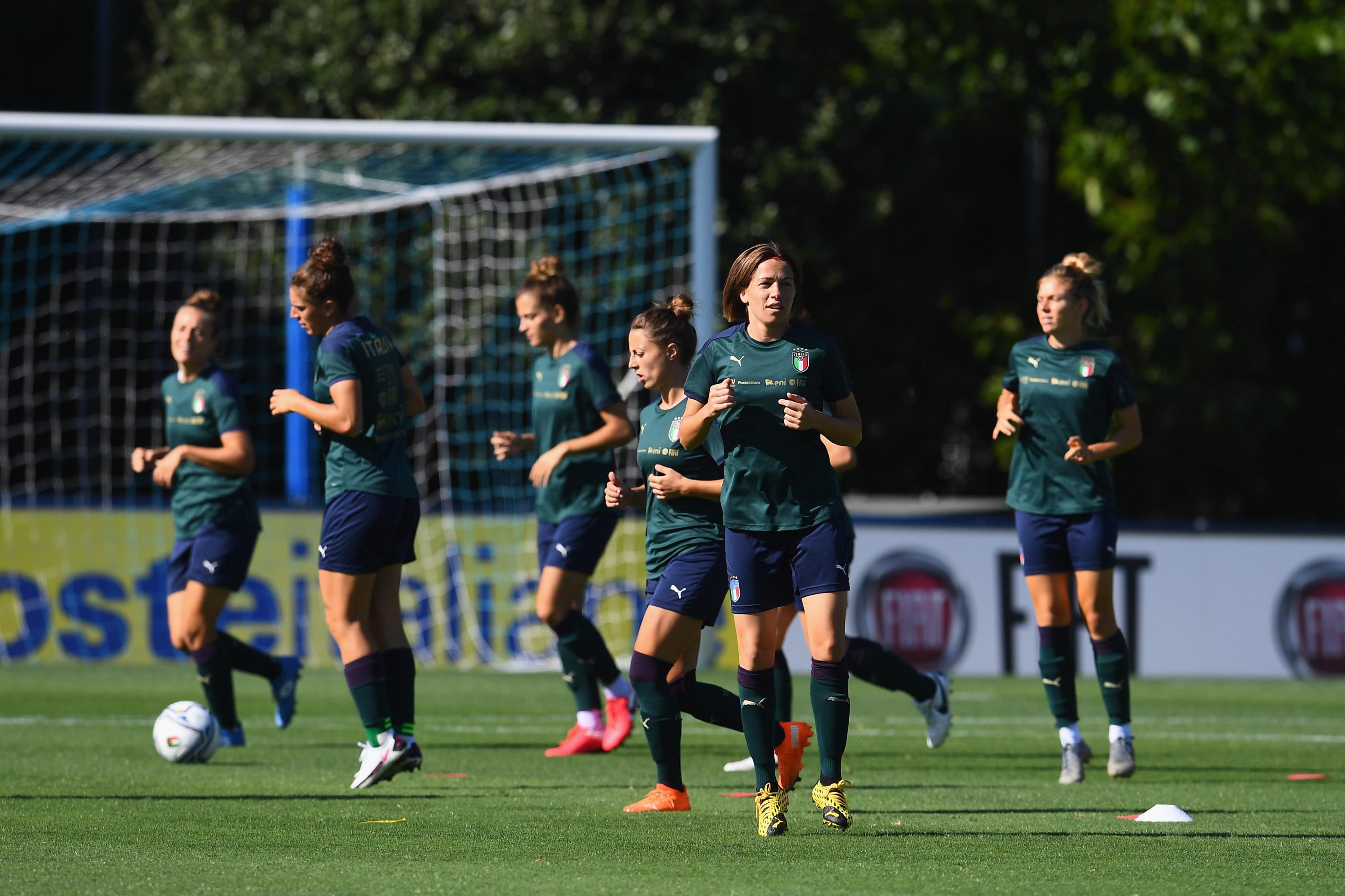 FLORENCE, ITALY - SEPTEMBER 12:  Daniela Sabatino (C) of Italy in action during a training session at Centro Tecnico Federale di Coverciano on September 12, 2020 in Florence, Italy.  (Photo by Claudio Villa/Getty Images) *** Local Caption *** Daniela Sabatino